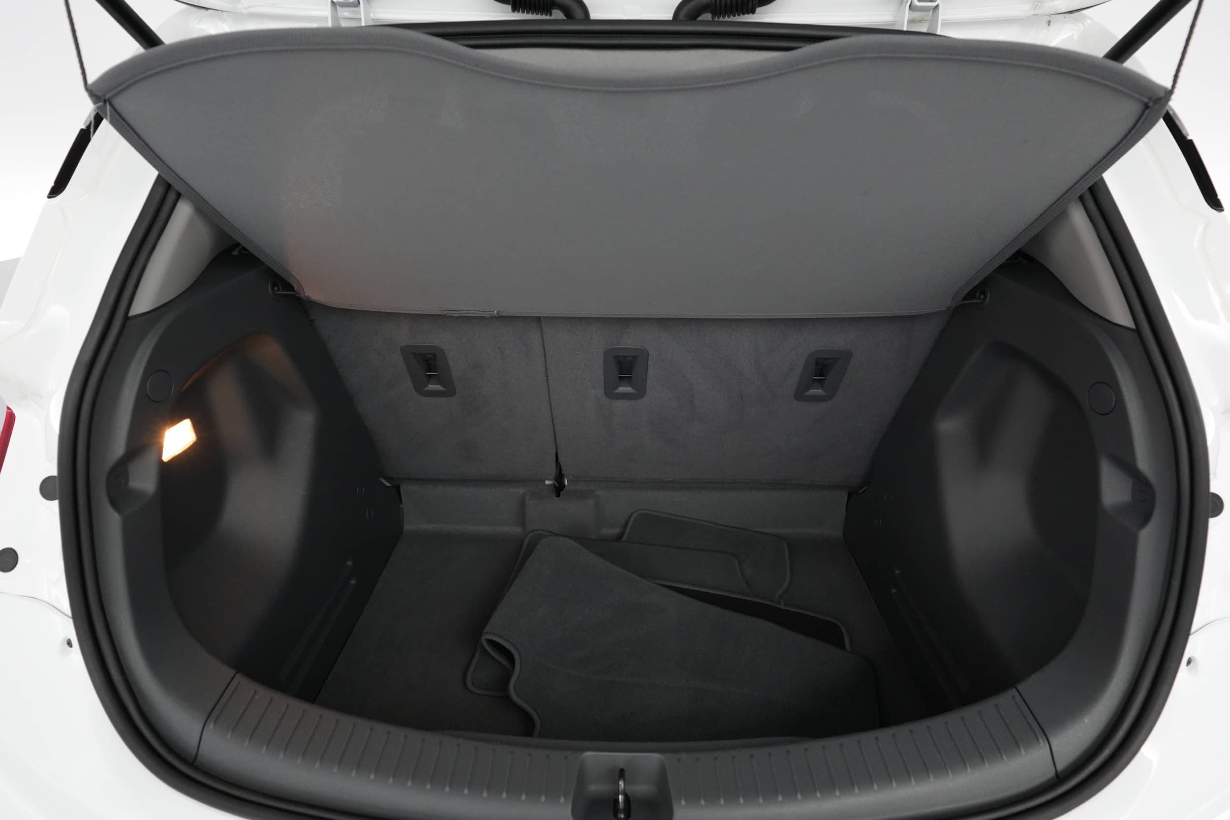 EverCars Co. vehicle image 6 for Chevrolet Bolt EV -  LT on EverCars Co.