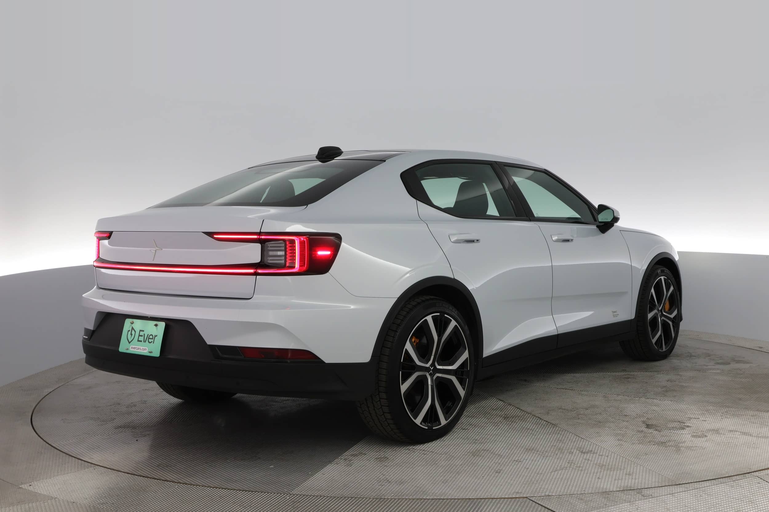 EverCars Co. vehicle image 2 for Polestar 2 -  Long Range Dual Motor on EverCars Co.