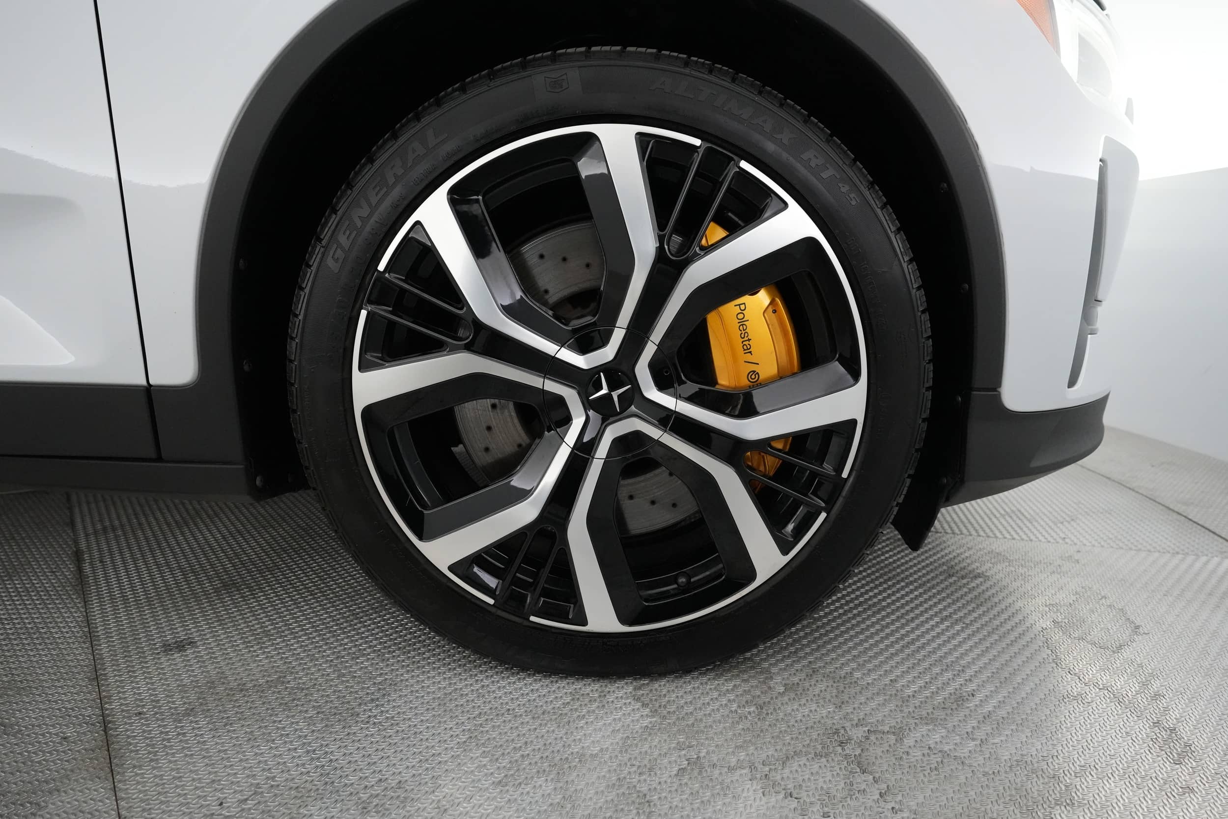 EverCars Co. vehicle image 17 for Polestar 2 -  Long Range Dual Motor on EverCars Co.