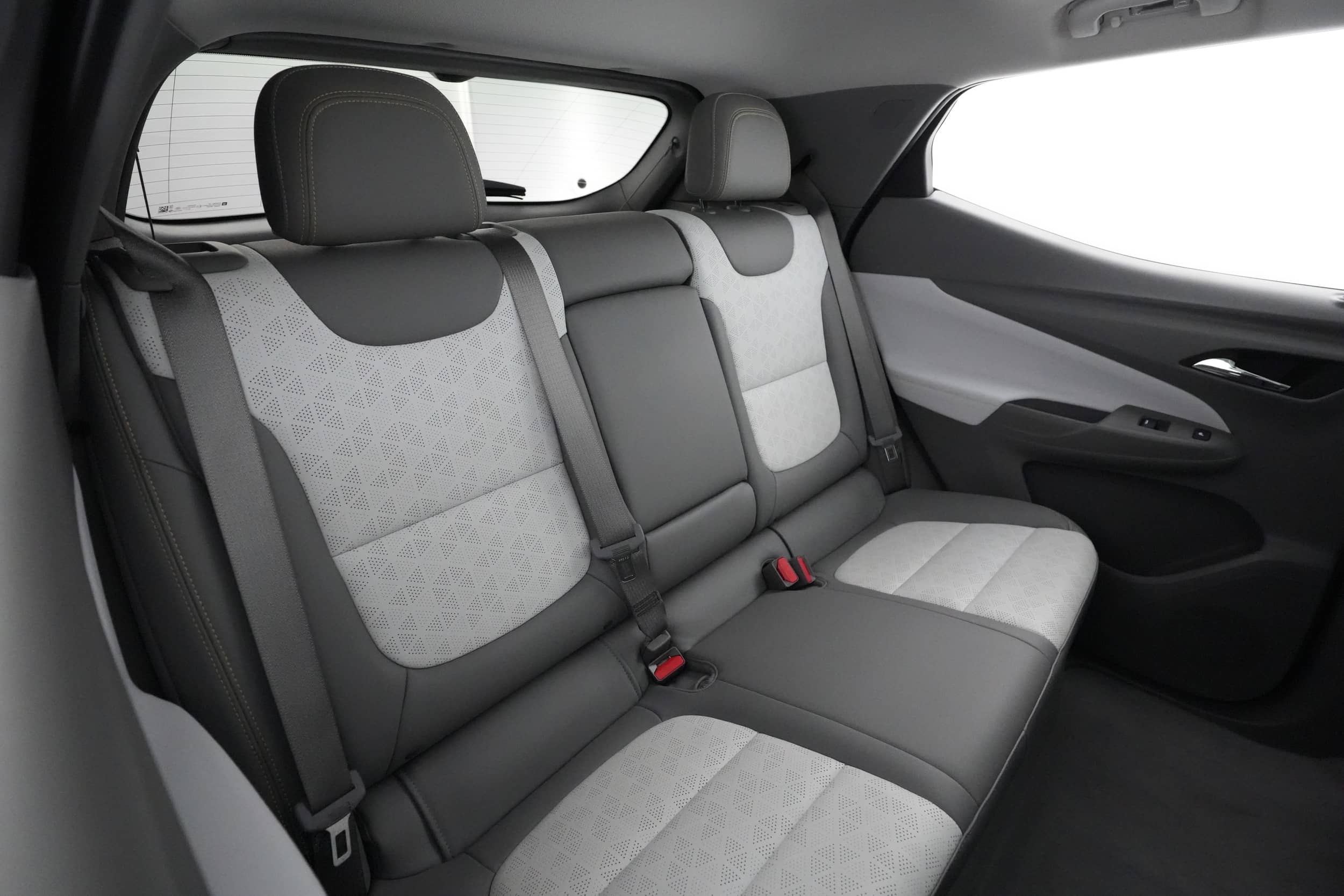 EverCars Co. vehicle image 4 for Chevrolet Bolt EUV -  Premier on EverCars Co.