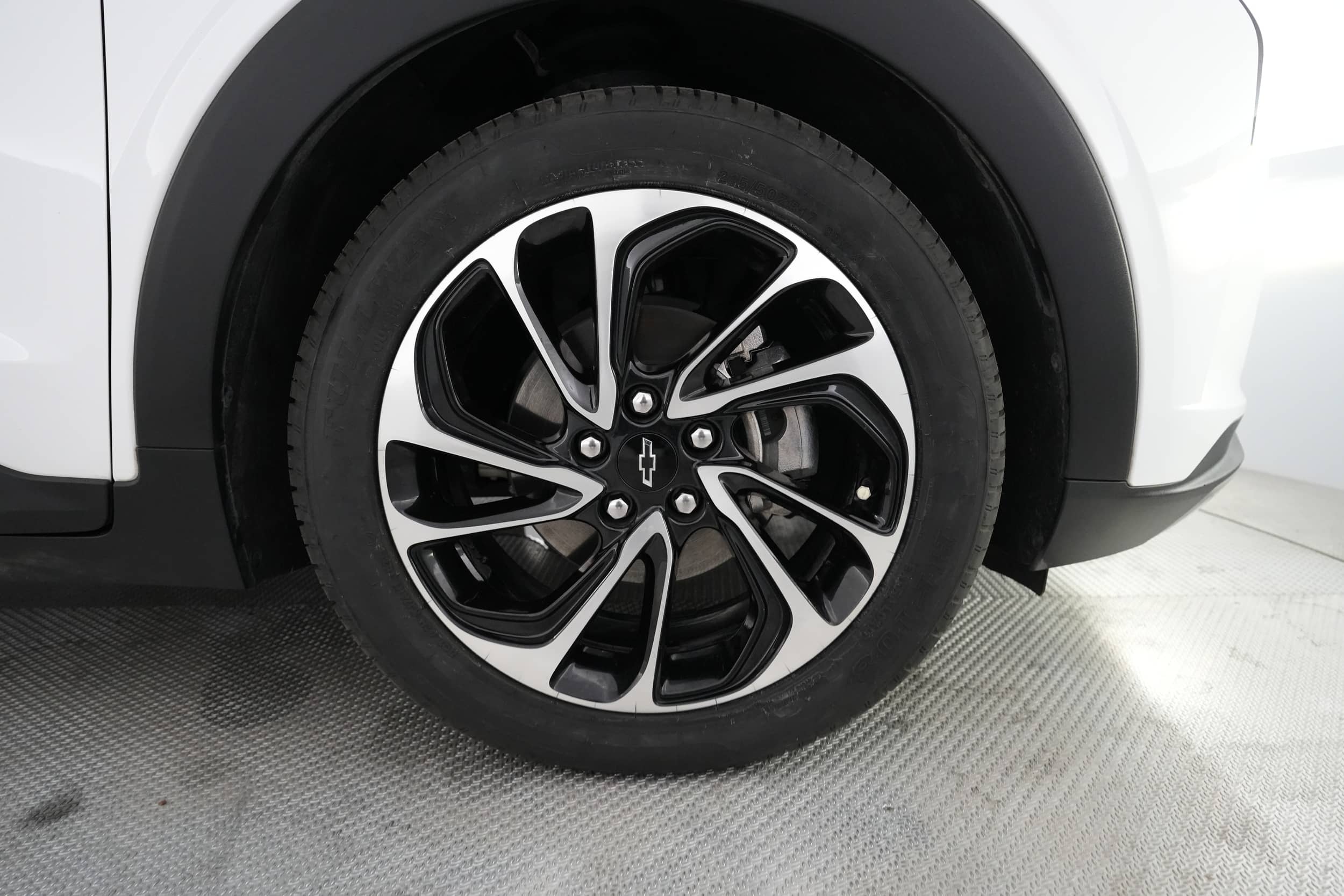EverCars Co. vehicle image 17 for Chevrolet Bolt EUV -  Premier on EverCars Co.