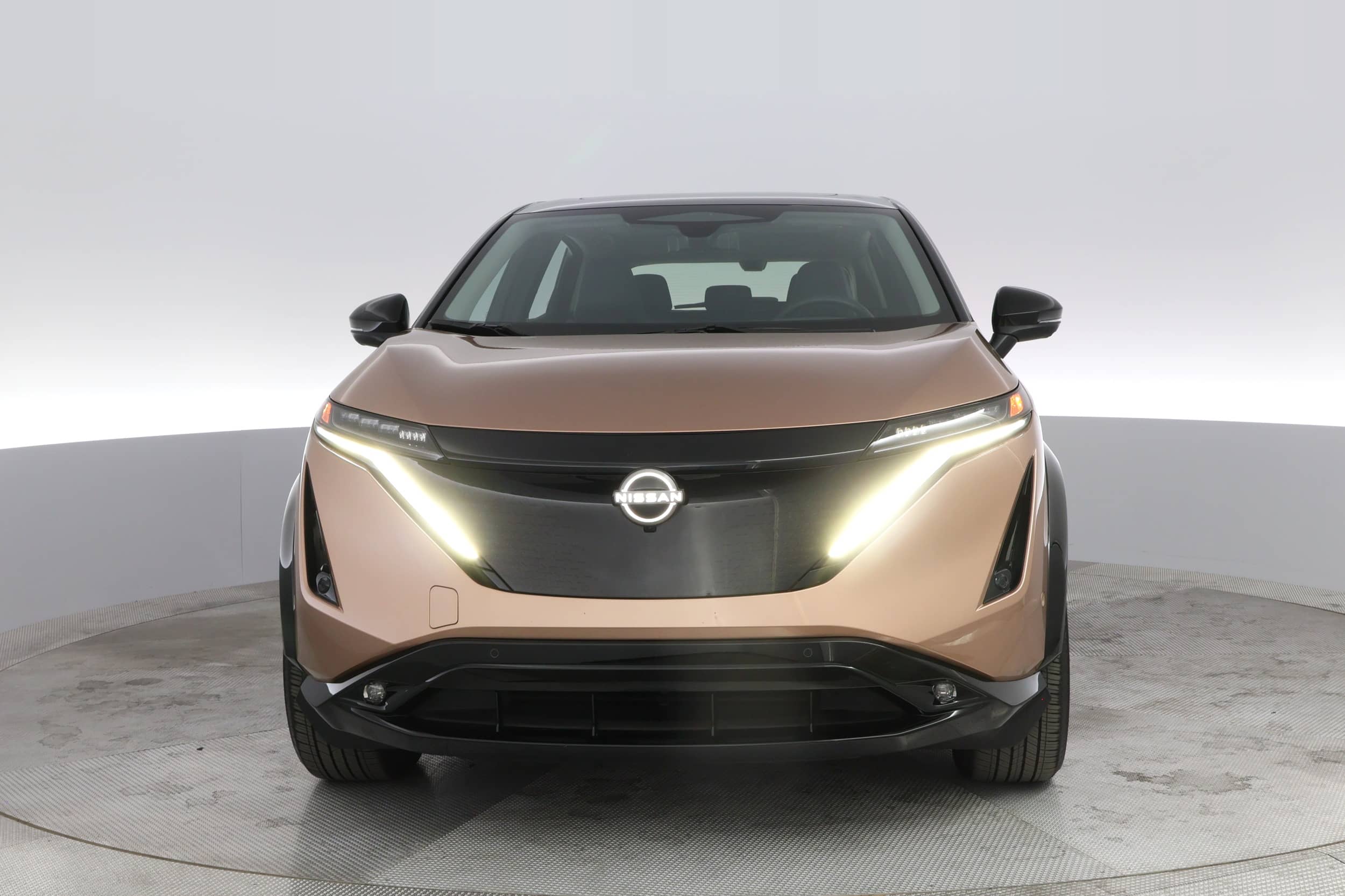 EverCars Co. vehicle image 9 for Nissan Ariya -  PLATINUM+ e-4ORCE on EverCars Co.