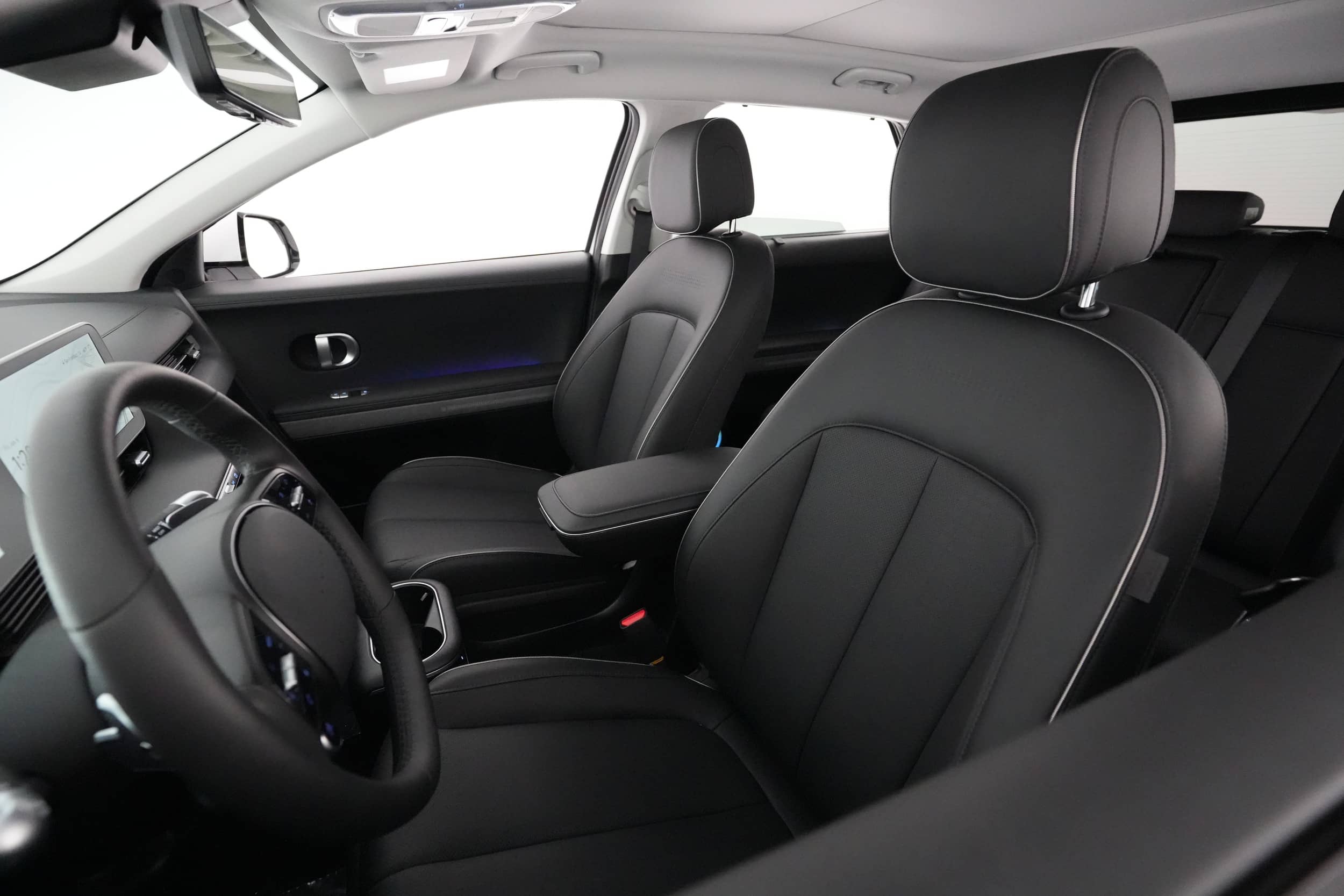 EverCars Co. vehicle image 3 for Hyundai IONIQ 5 -  Limited on EverCars Co.
