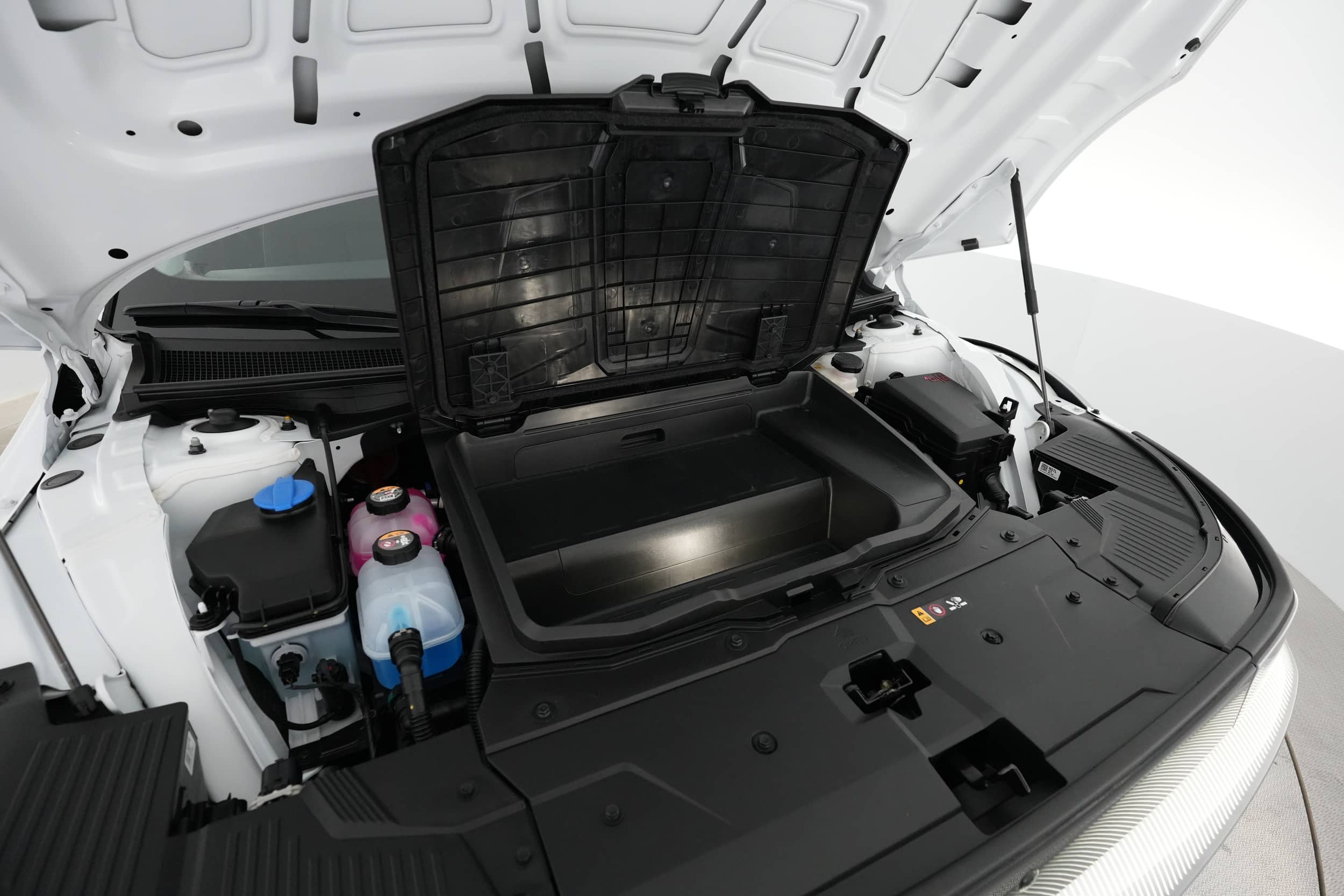 EverCars Co. vehicle image 23 for Hyundai IONIQ 5 -  Limited on EverCars Co.