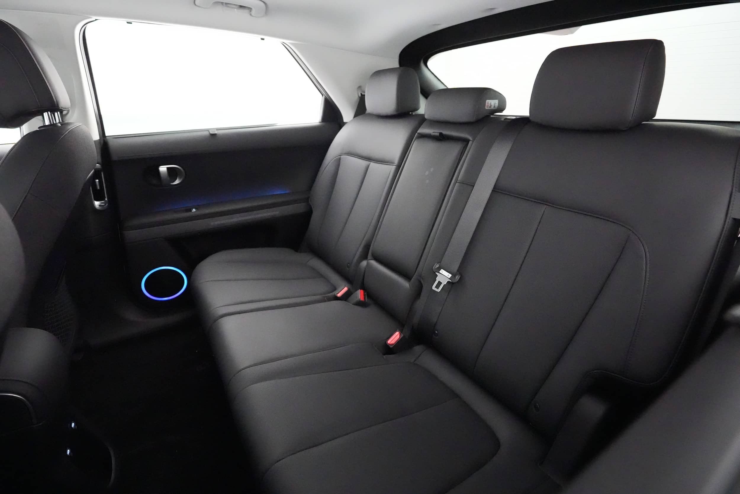 EverCars Co. vehicle image 18 for Hyundai IONIQ 5 -  Limited on EverCars Co.
