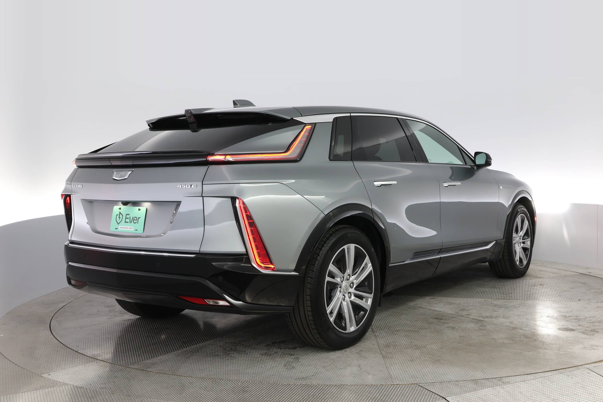EverCars Co. vehicle image 2 for Cadillac LYRIQ -  Tech on EverCars Co.
