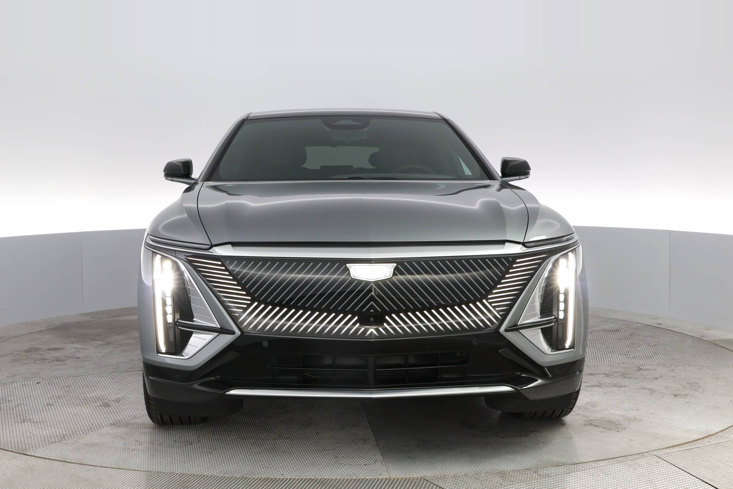 EverCars Co. vehicle image 9 for Cadillac LYRIQ -  Tech on EverCars Co.