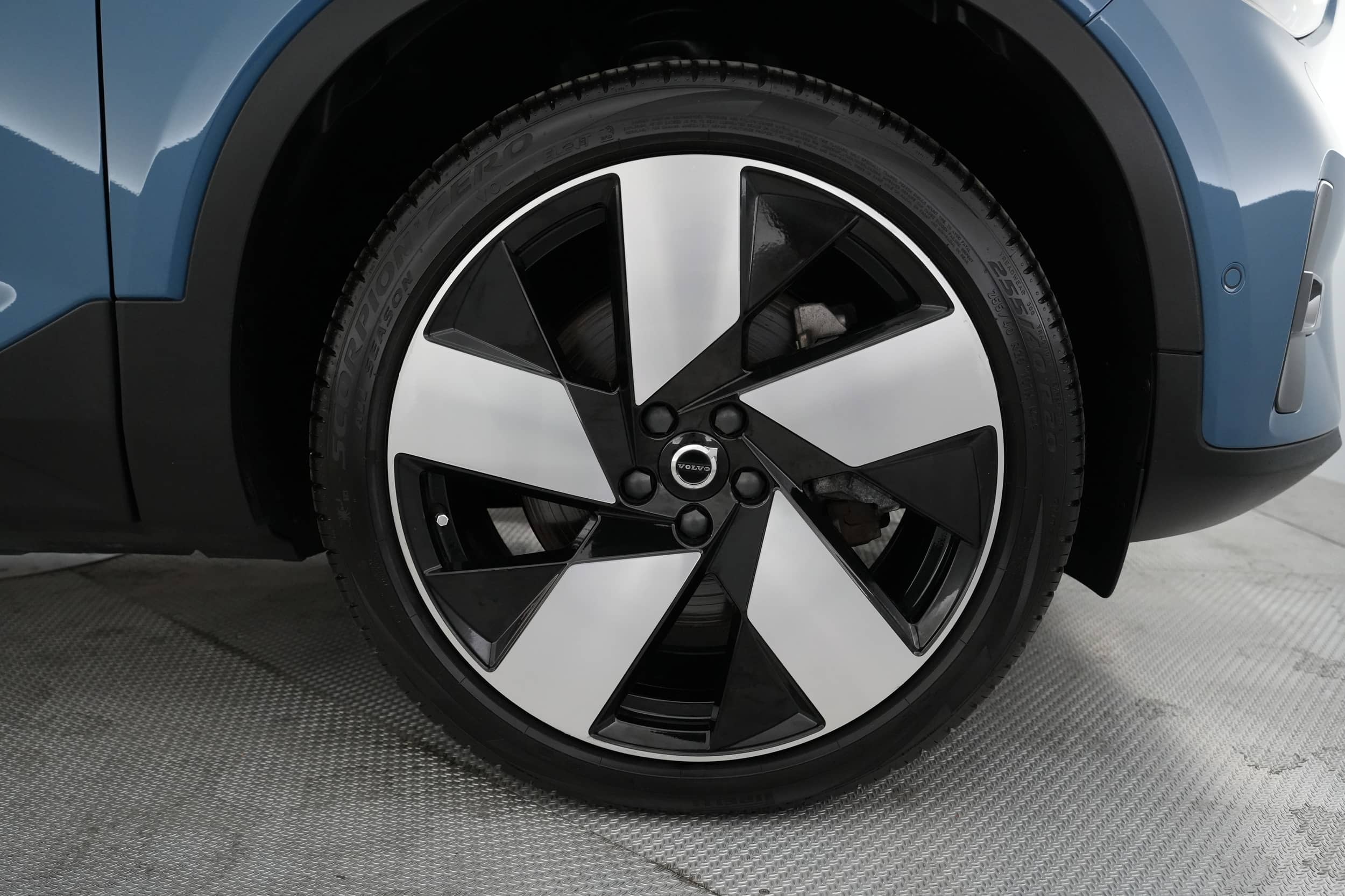EverCars Co. vehicle image 16 for Volvo C40 Recharge -  Pure Electric on EverCars Co.