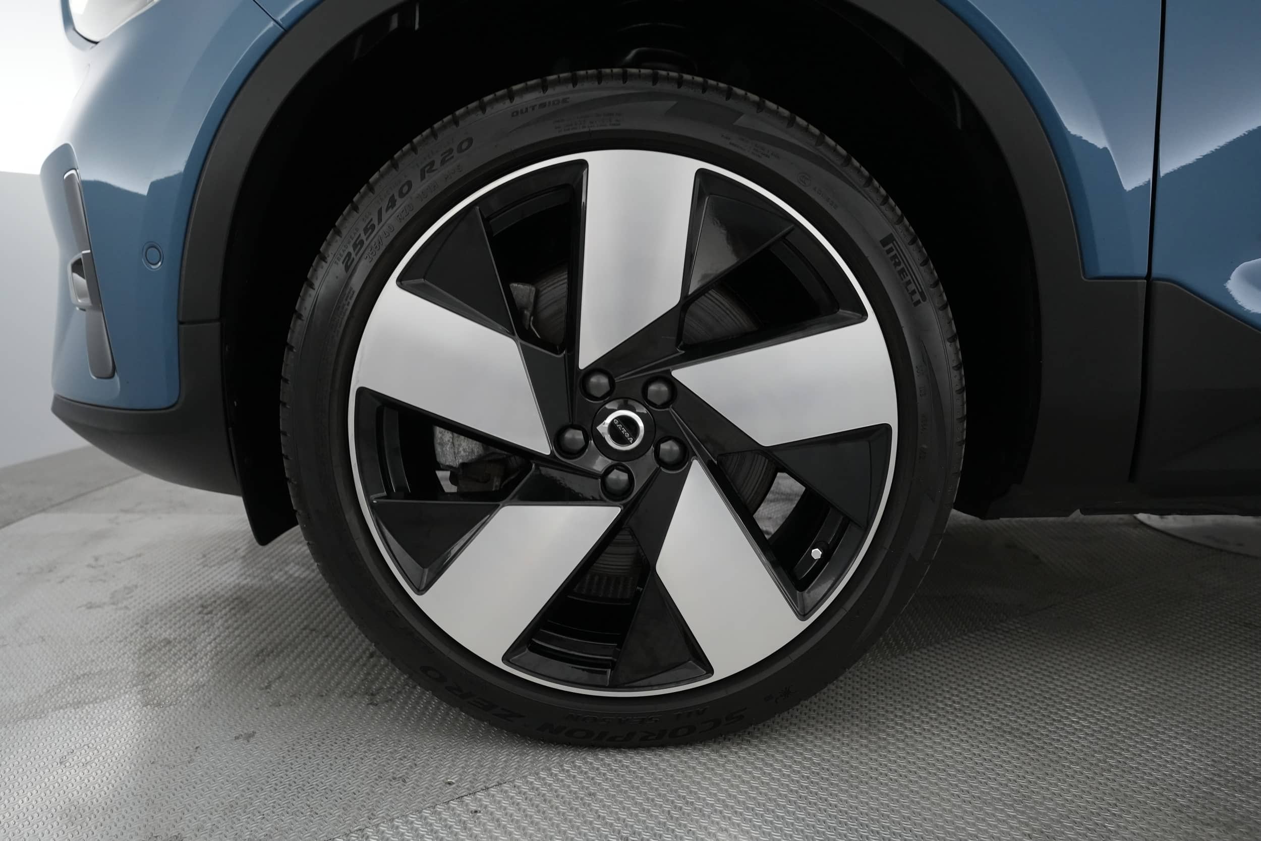 EverCars Co. vehicle image 15 for Volvo C40 Recharge -  Pure Electric on EverCars Co.