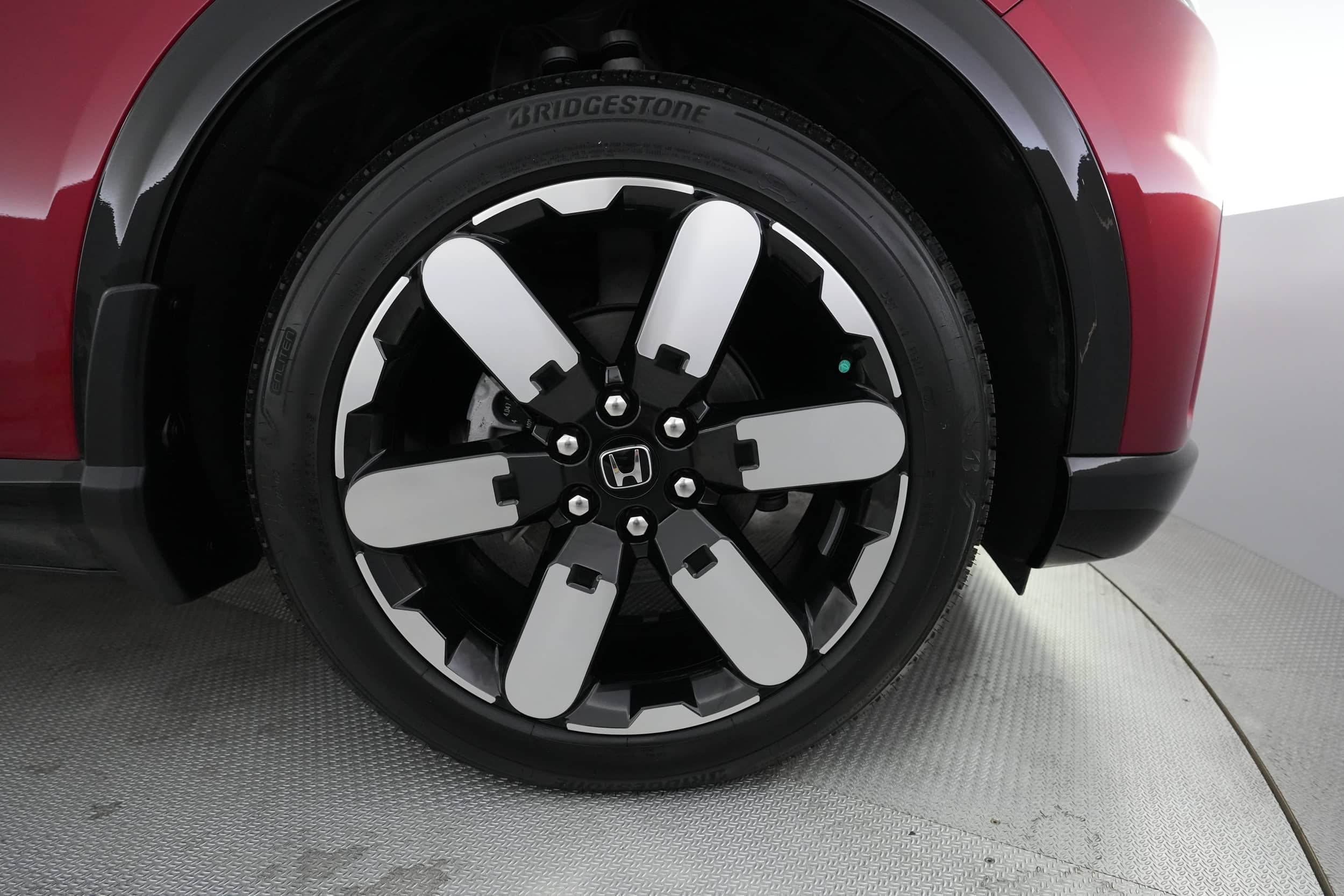EverCars Co. vehicle image 7 for Honda Prologue -  Elite on EverCars Co.