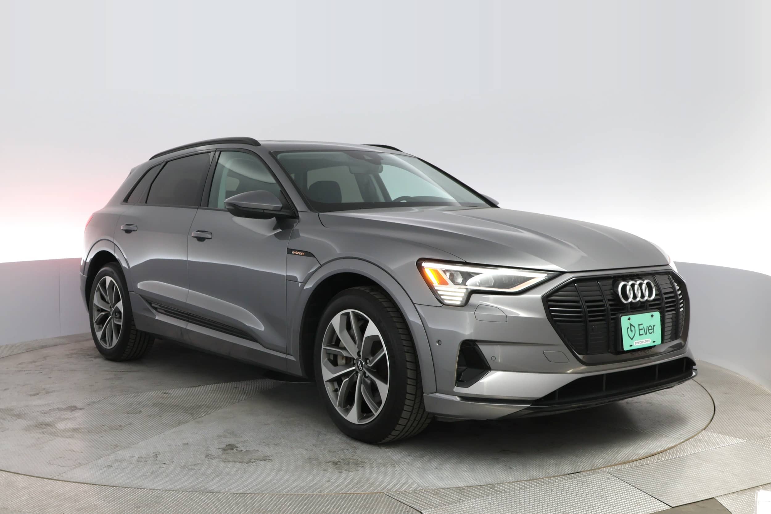 EverCars Co. vehicle image 10 for Audi e-tron -  Premium Plus on EverCars Co.