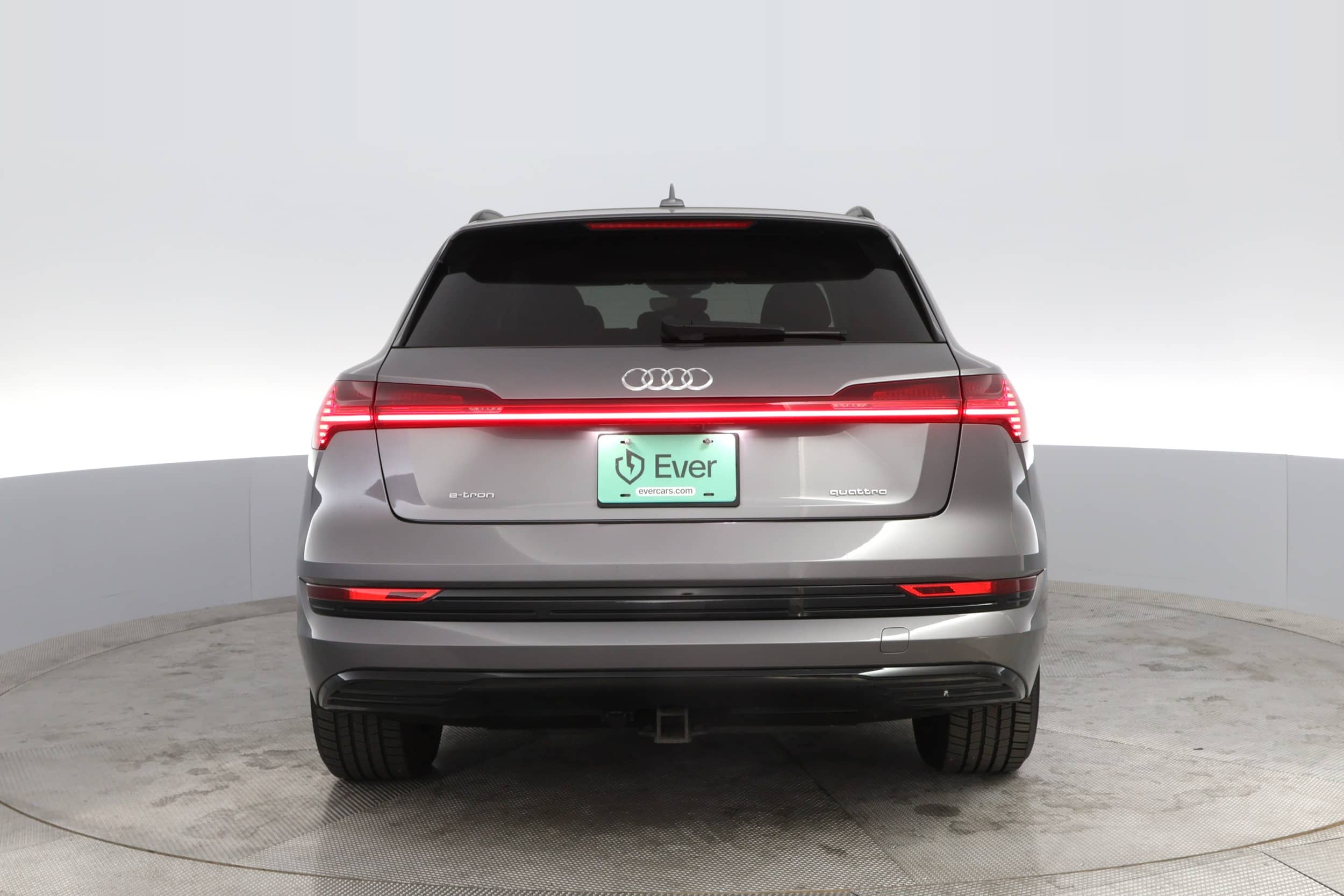 EverCars Co. vehicle image 12 for Audi e-tron -  Premium Plus on EverCars Co.