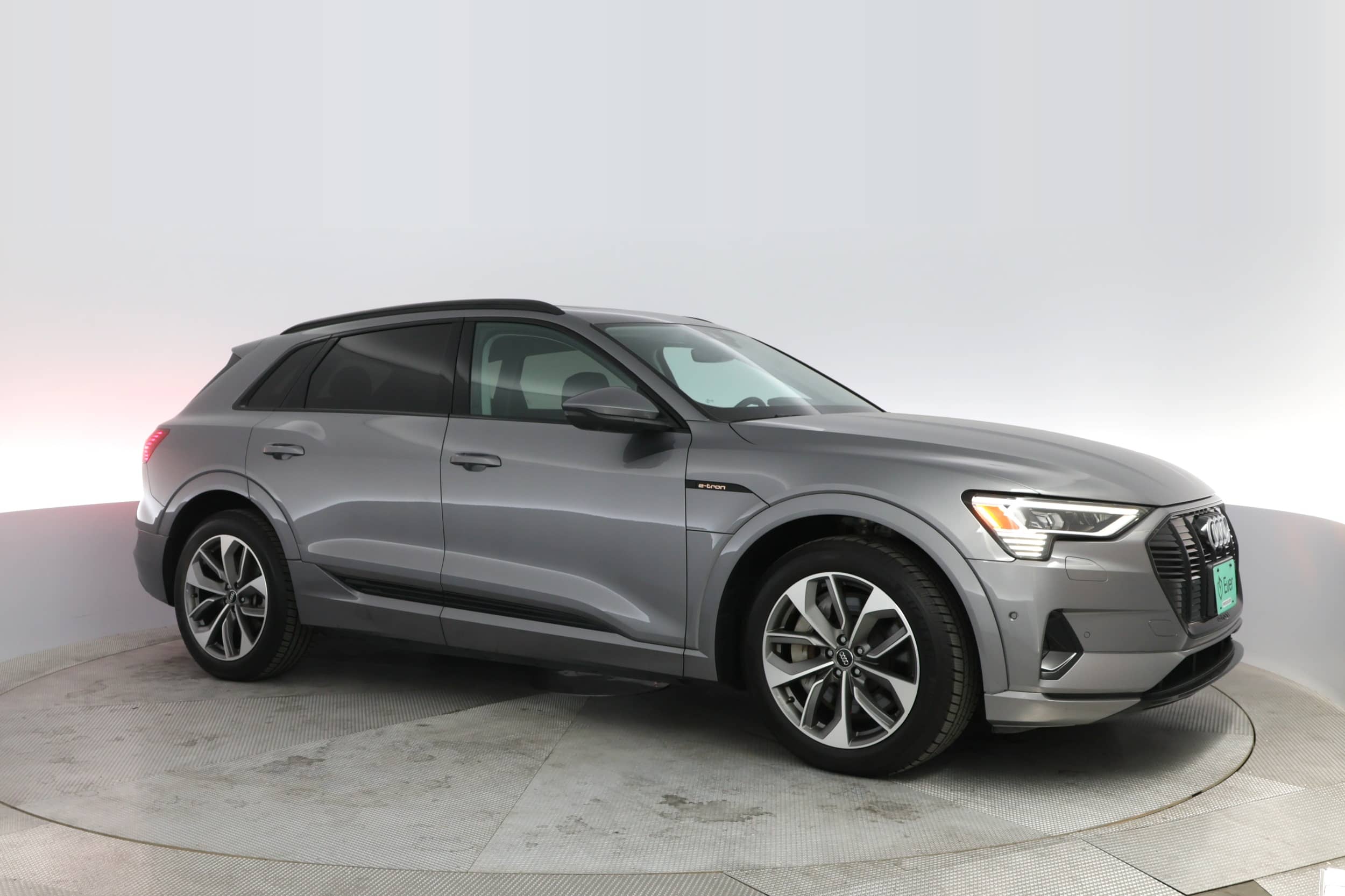EverCars Co. vehicle image 11 for Audi e-tron -  Premium Plus on EverCars Co.