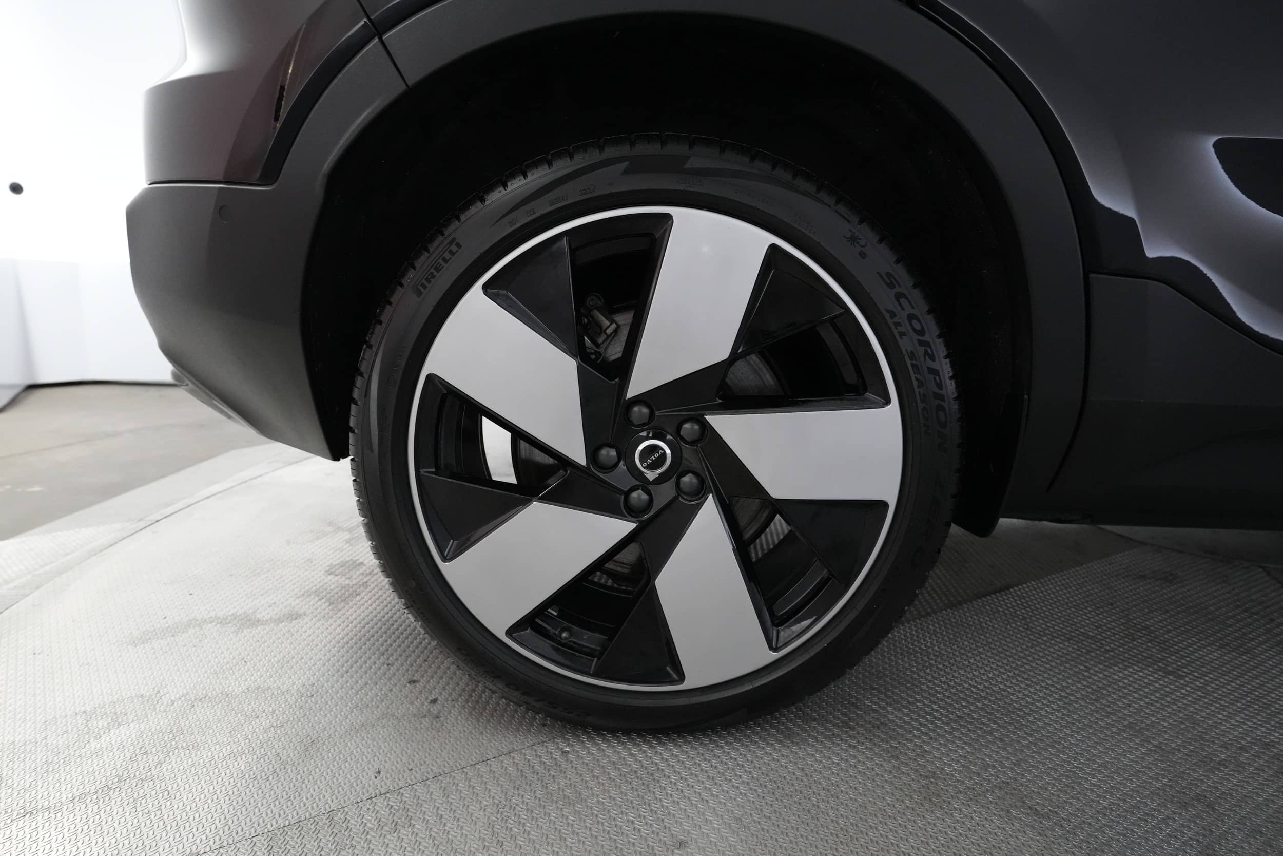 EverCars Co. vehicle image 15 for Volvo C40 Recharge -  P8 Ultimate on EverCars Co.