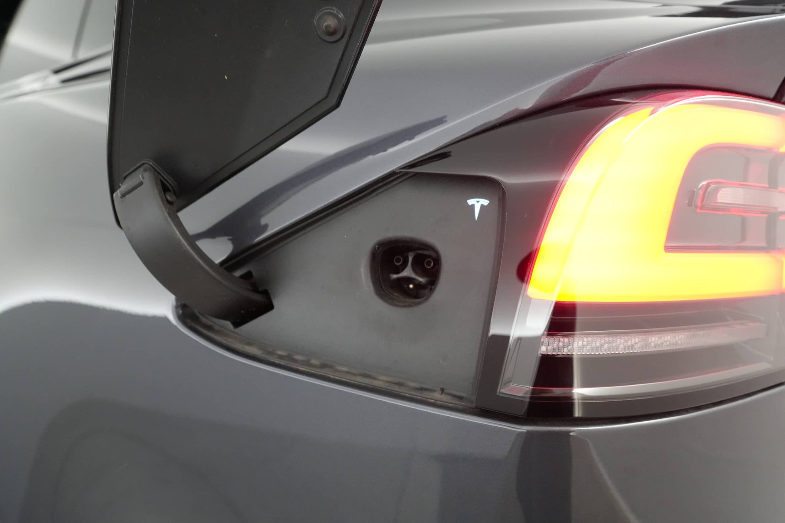 EverCars Co. vehicle image 8 for Tesla Model X -  Base on EverCars Co.