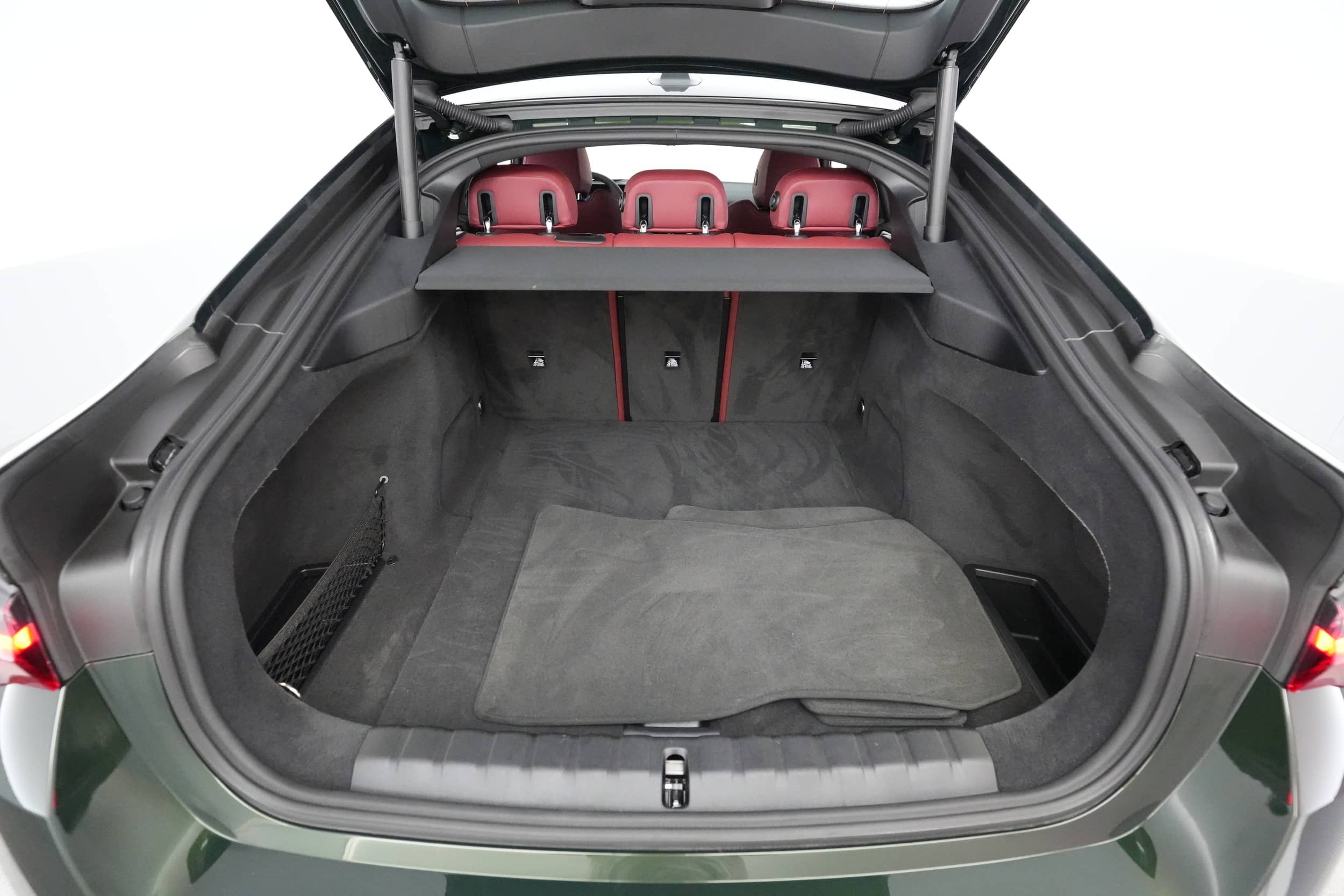 EverCars Co. vehicle image 6 for BMW i4 -  eDrive40 on EverCars Co.