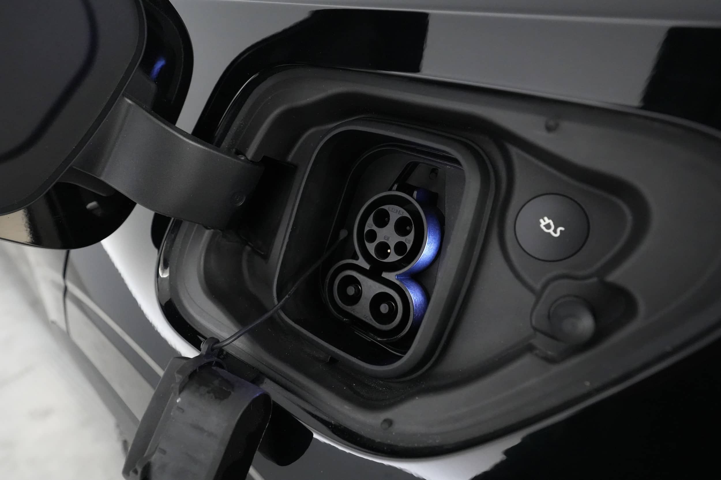 EverCars Co. vehicle image 8 for Polestar 2 -  Long Range Dual Motor on EverCars Co.