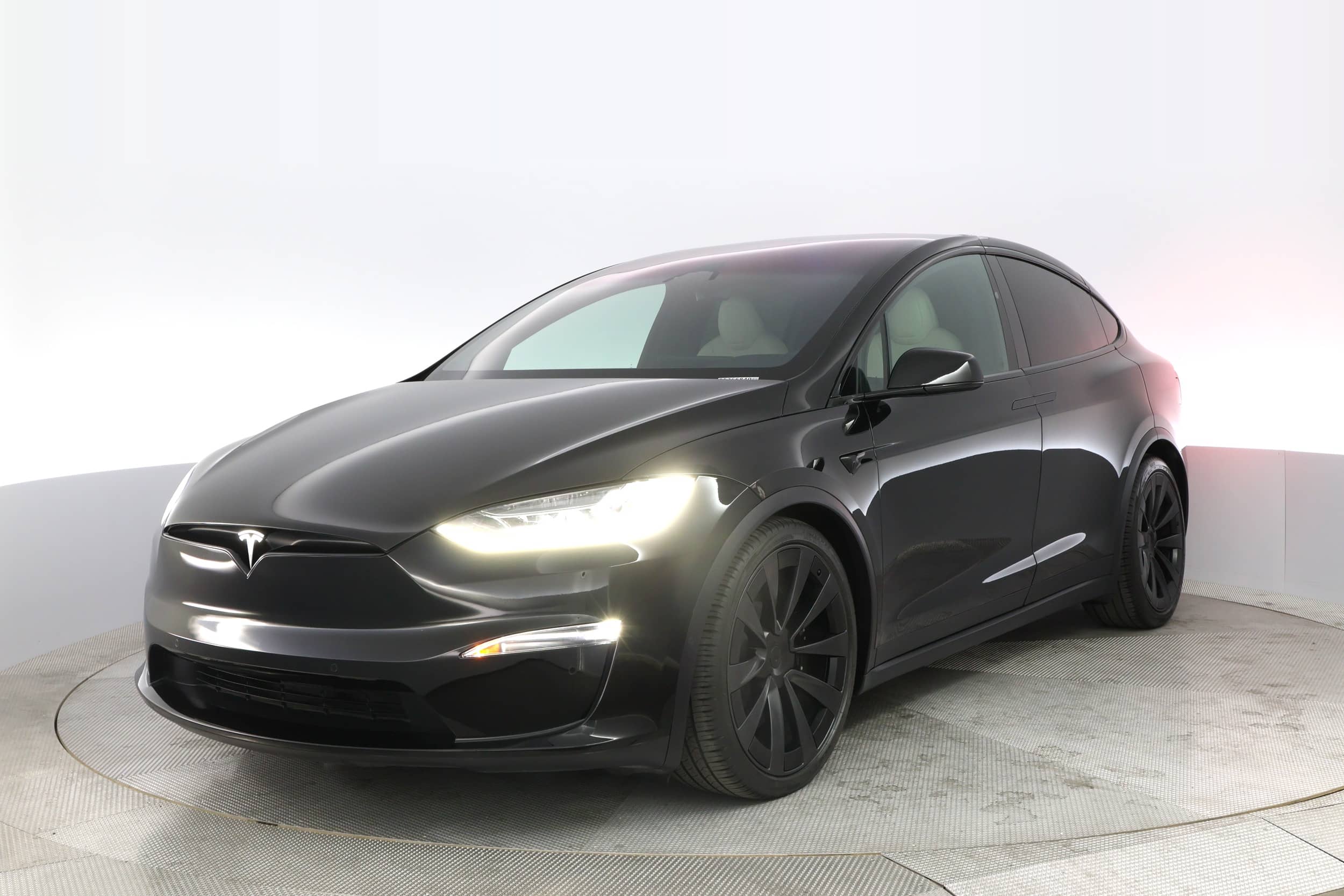 EverCars Co. vehicle image 1 for Tesla Model X -  Base on EverCars Co.