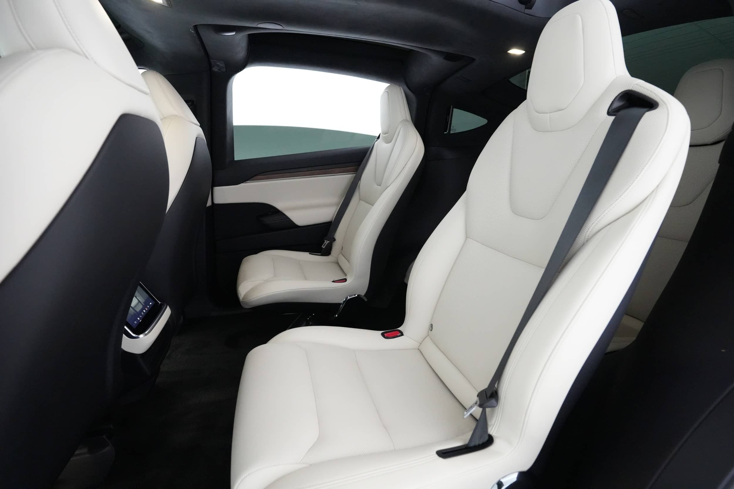 EverCars Co. vehicle image 19 for Tesla Model X -  Base on EverCars Co.