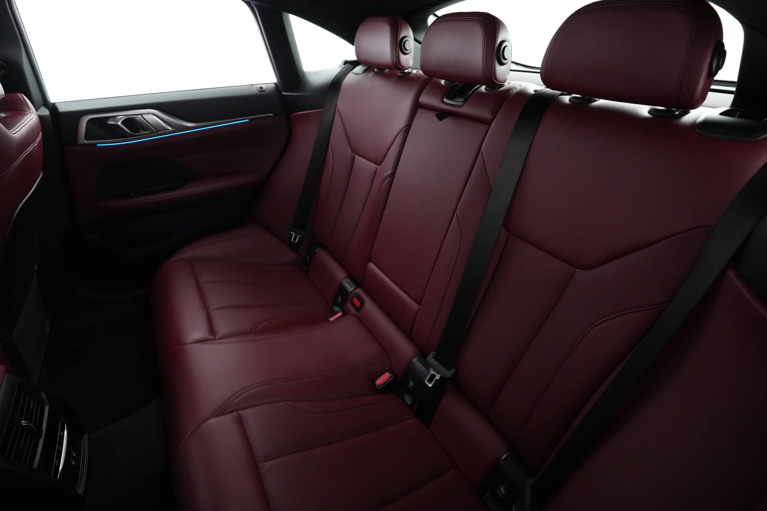 EverCars Co. vehicle image 18 for BMW i4 -  M50 on EverCars Co.