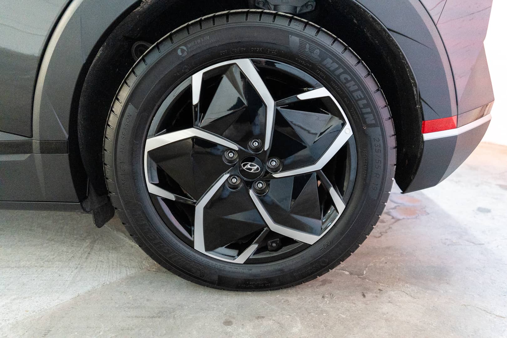 EverCars Co. vehicle image 14 for Hyundai IONIQ 5 -  SEL on EverCars Co.
