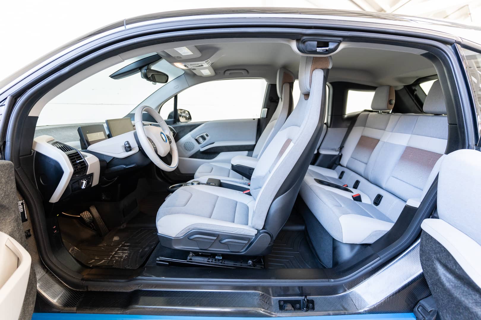 EverCars Co. vehicle image 10 for BMW i3 -  Mega World on EverCars Co.