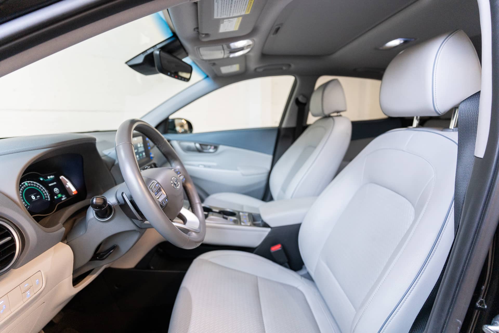 EverCars Co. vehicle image 14 for Hyundai Kona -  Limited on EverCars Co.