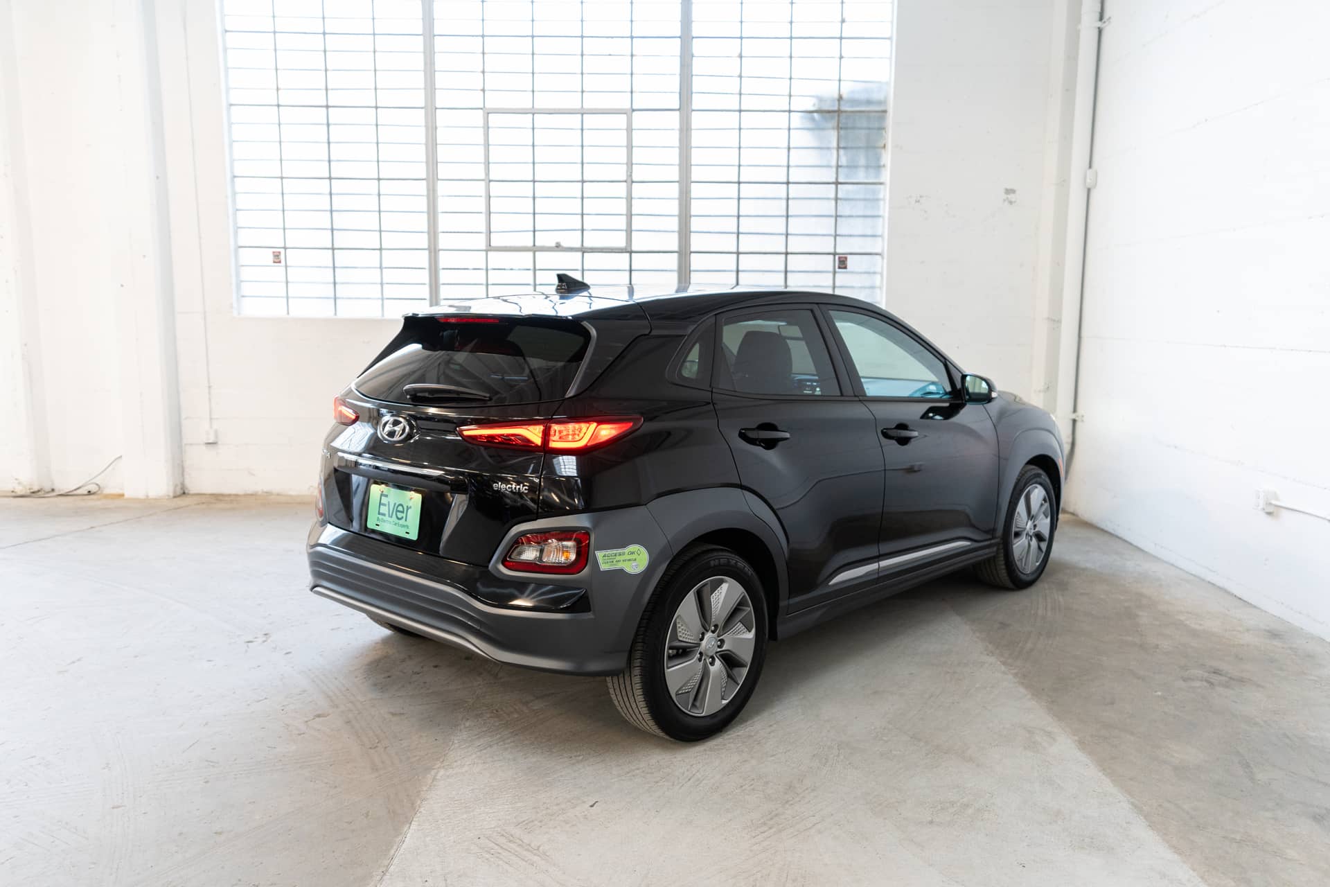 EverCars Co. vehicle image 6 for Hyundai Kona -  Limited on EverCars Co.