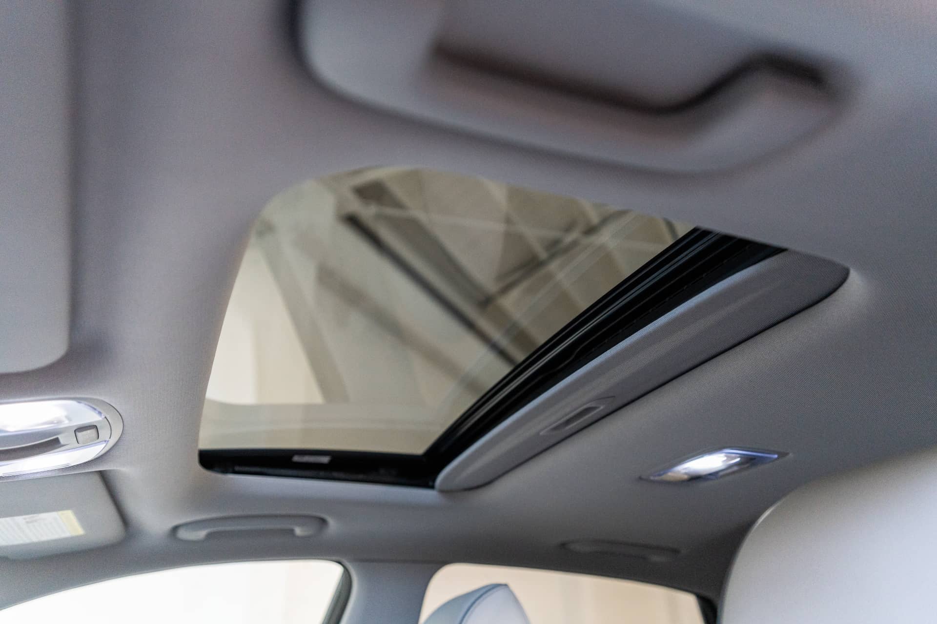 EverCars Co. vehicle image 21 for Hyundai Kona -  Limited on EverCars Co.