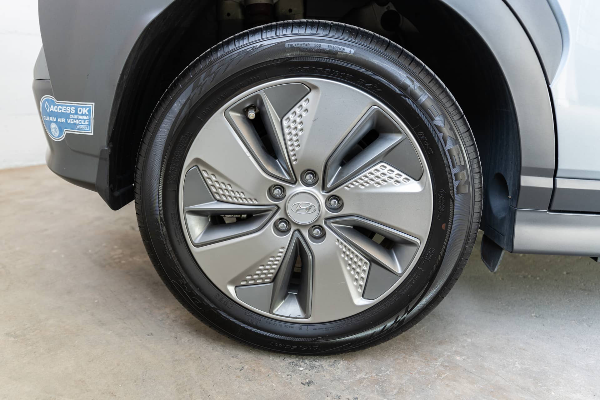 EverCars Co. vehicle image 13 for Hyundai Kona -  Limited on EverCars Co.