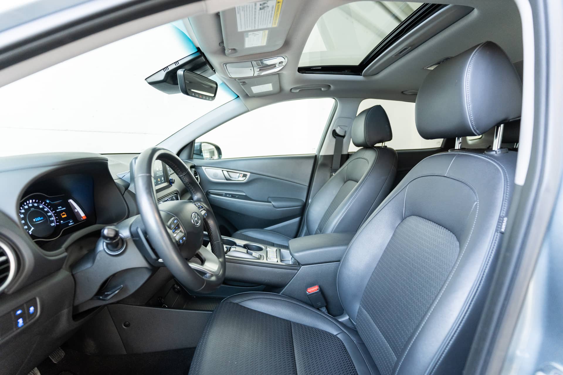 EverCars Co. vehicle image 14 for Hyundai Kona -  Limited on EverCars Co.