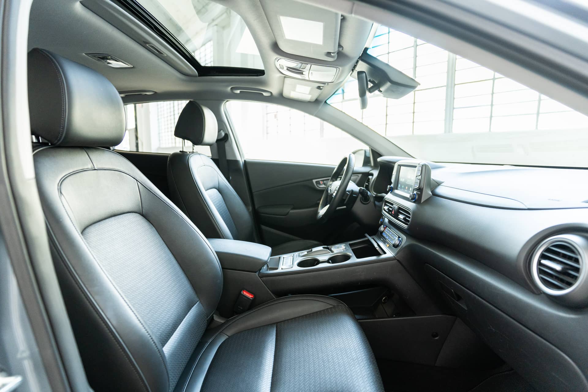 EverCars Co. vehicle image 16 for Hyundai Kona -  Limited on EverCars Co.