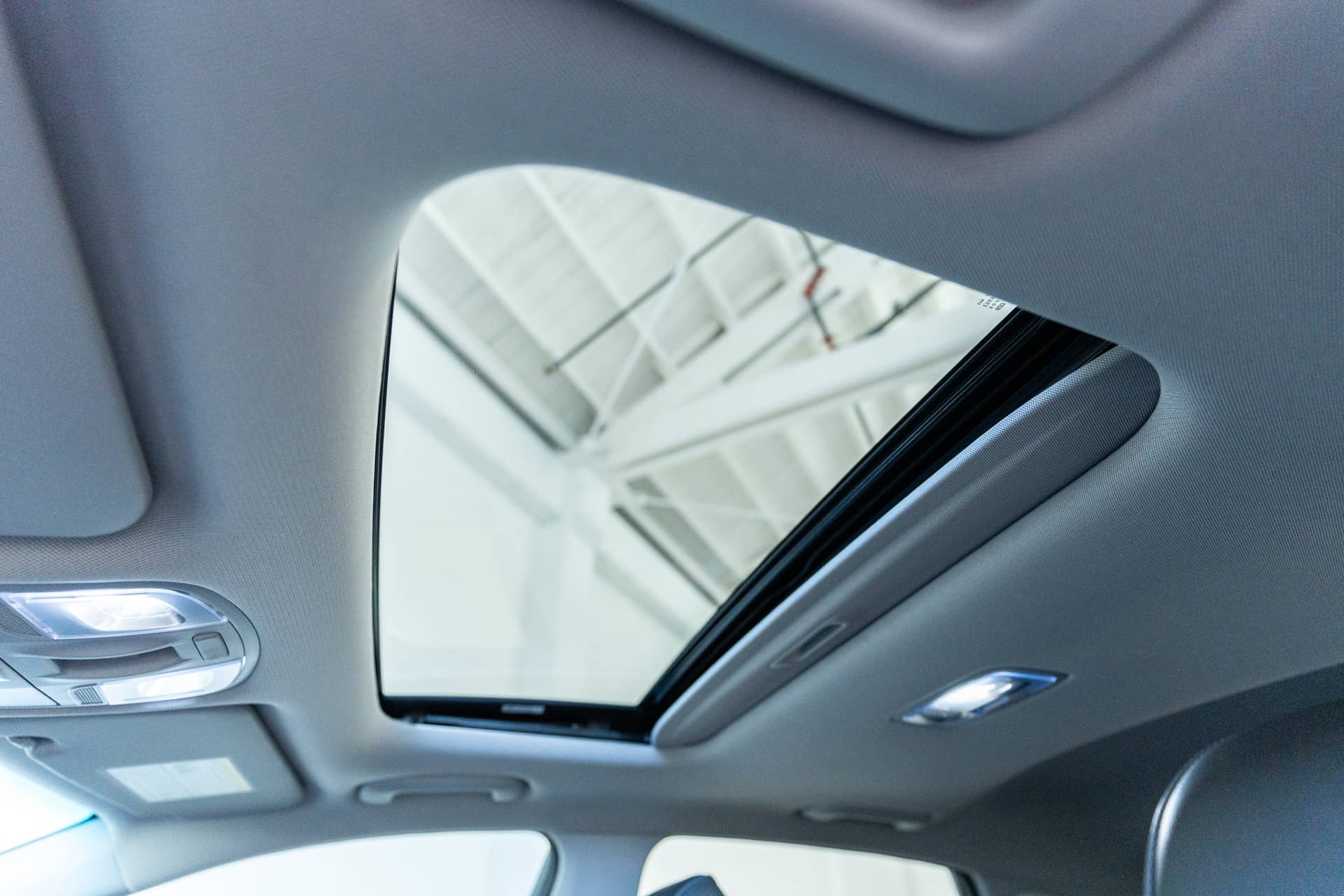 EverCars Co. vehicle image 20 for Hyundai Kona -  Limited on EverCars Co.