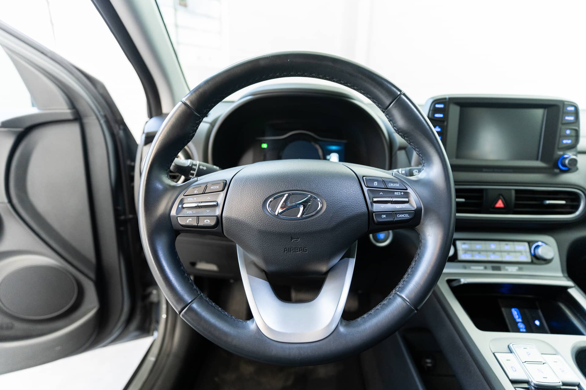 EverCars Co. vehicle image 18 for Hyundai Kona -  Limited on EverCars Co.