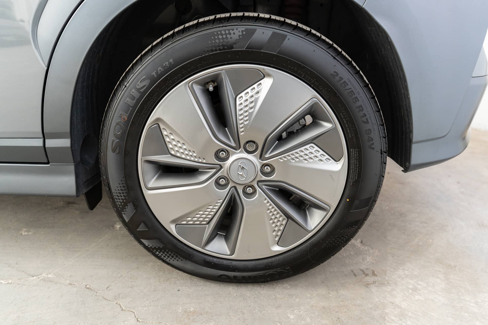 EverCars Co. vehicle image 10 for Hyundai Kona -  Limited on EverCars Co.