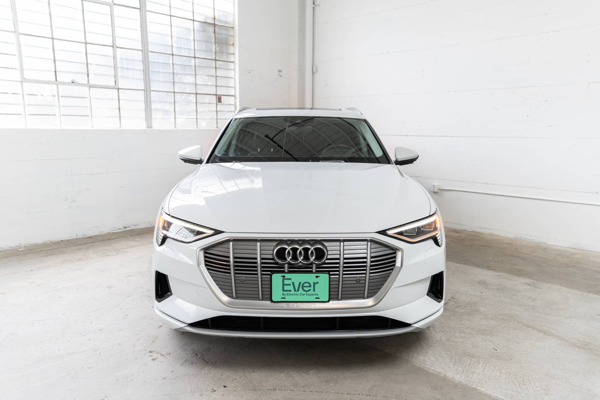EverCars Co. vehicle image 3 for Audi e-tron -  Prestige on EverCars Co.