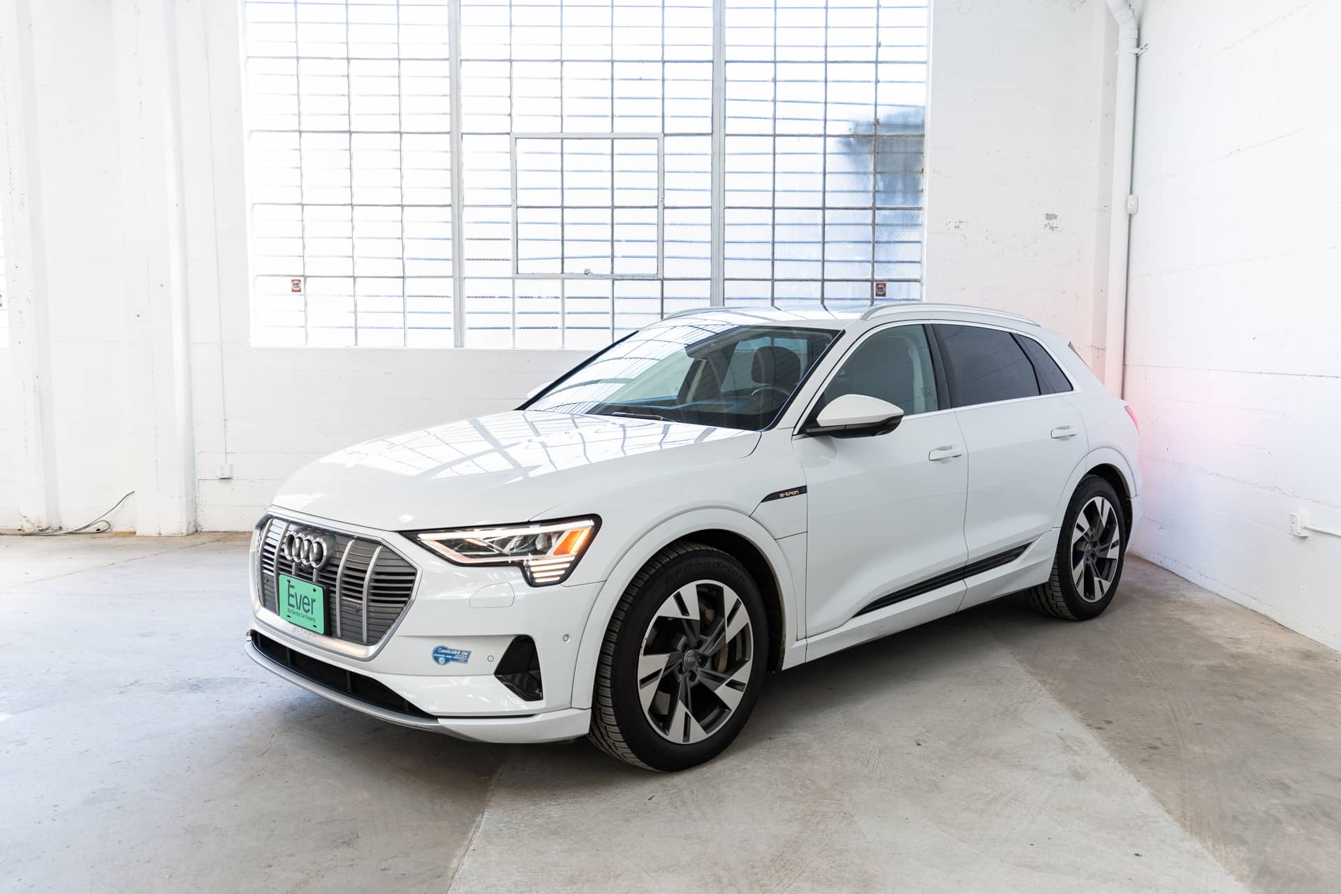 EverCars Co. vehicle image 2 for Audi e-tron -  Prestige on EverCars Co.