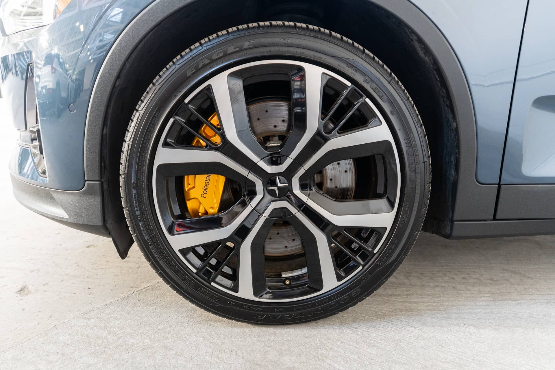 EverCars Co. vehicle image 10 for Polestar 2 -  Long Range on EverCars Co.