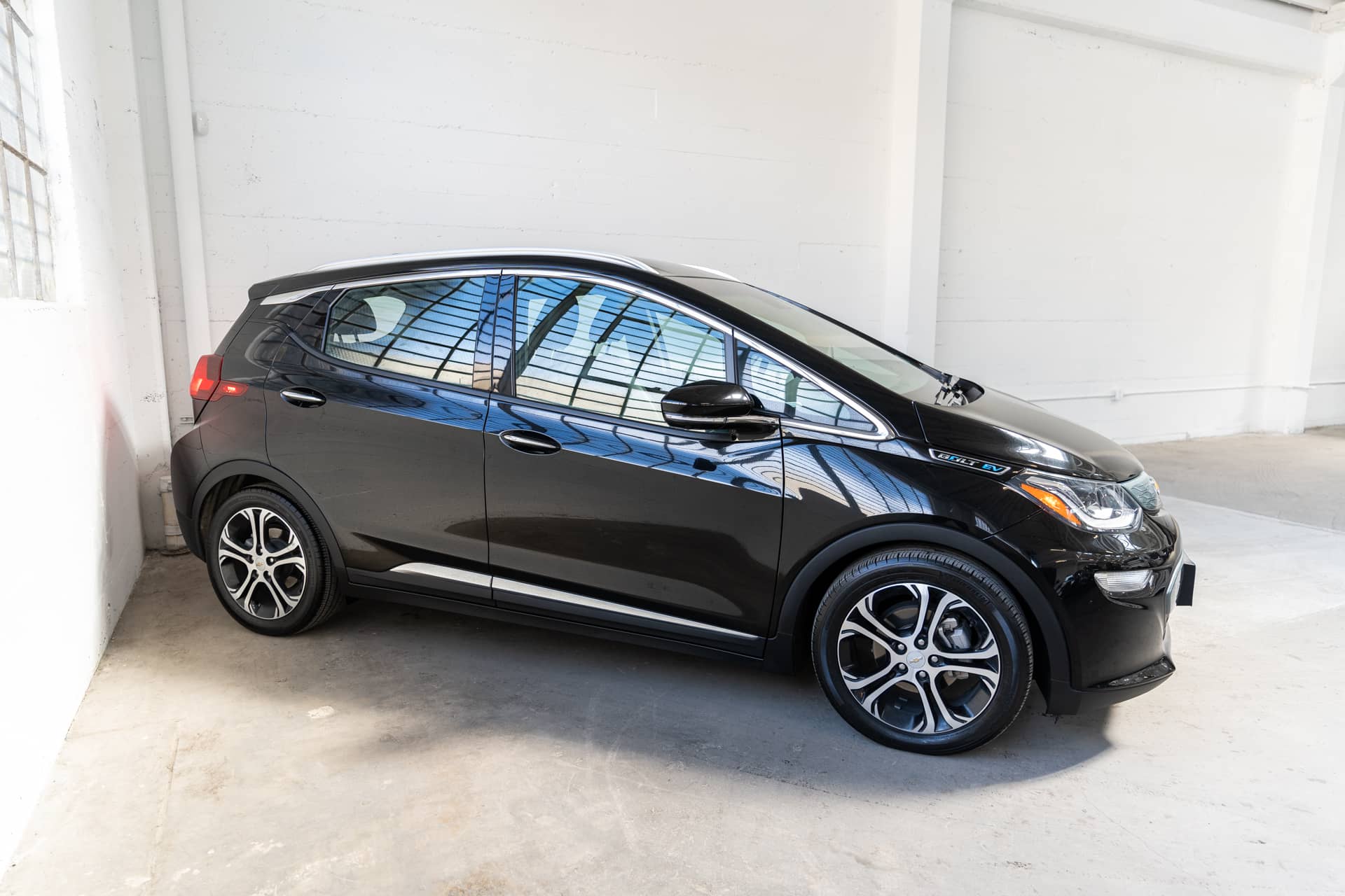 EverCars Co. vehicle image 5 for Chevrolet Bolt EV -  Premier on EverCars Co.