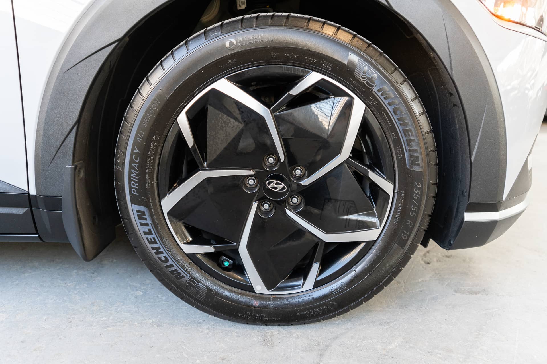 EverCars Co. vehicle image 16 for Hyundai IONIQ 5 -  SEL on EverCars Co.