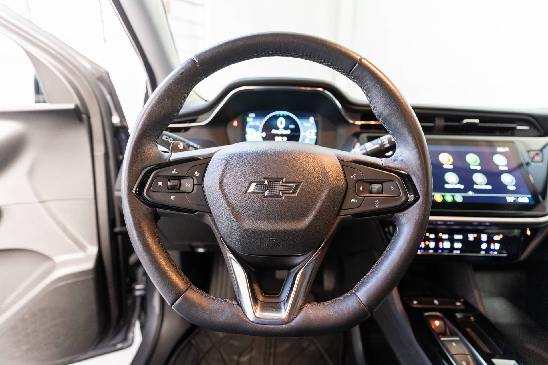EverCars Co. vehicle image 19 for Chevrolet Bolt EUV -  Premier on EverCars Co.