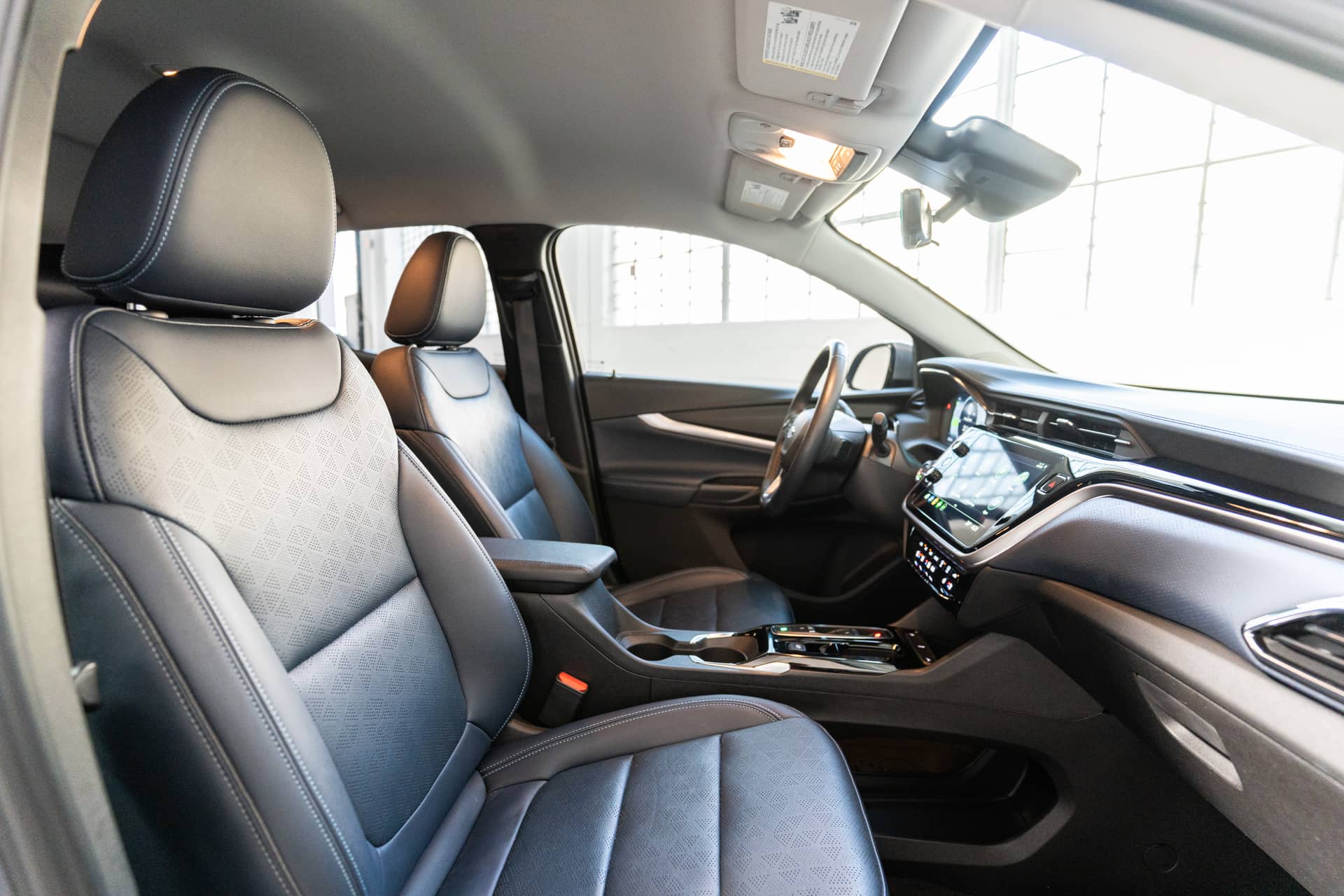 EverCars Co. vehicle image 16 for Chevrolet Bolt EUV -  Premier on EverCars Co.