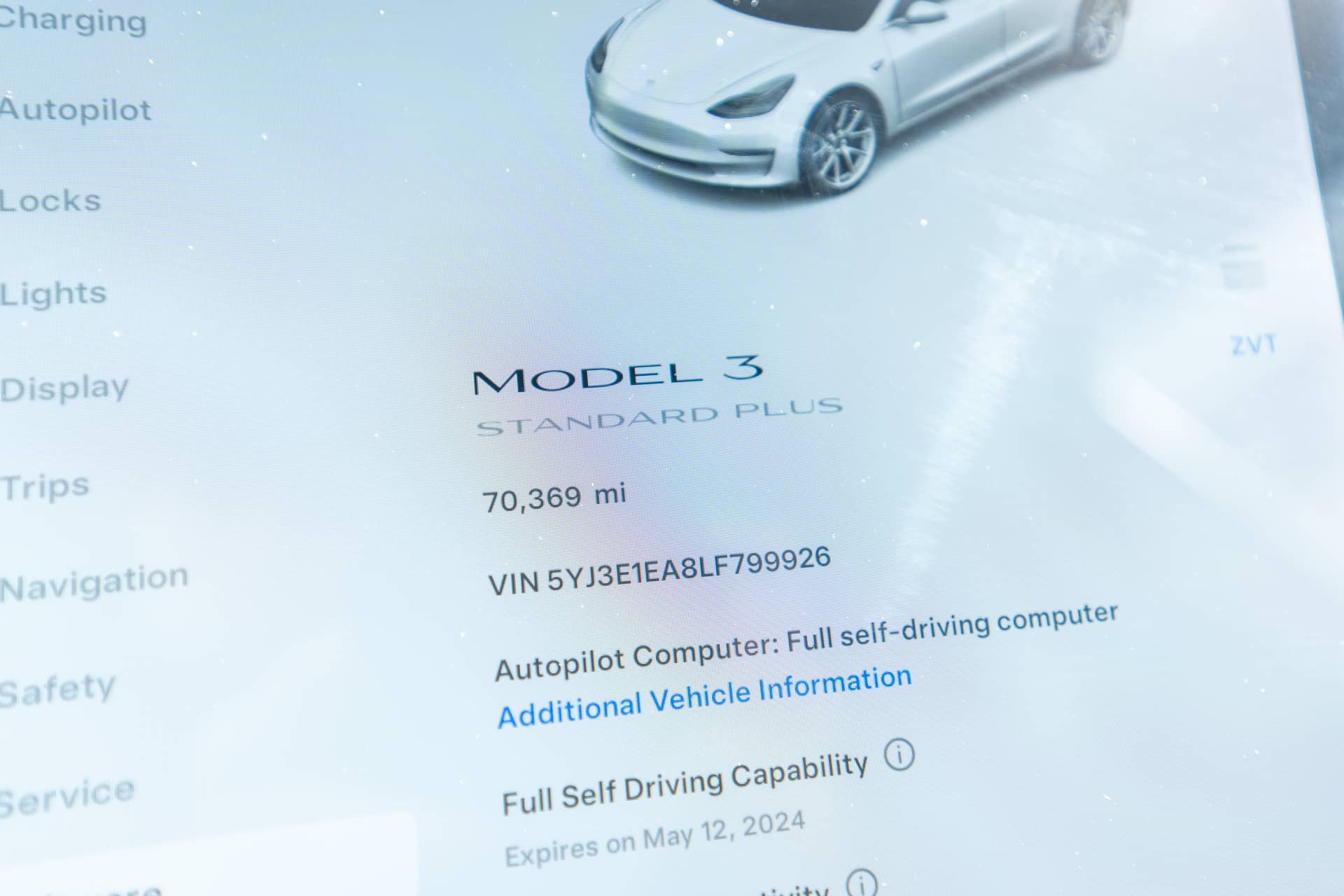 EverCars Co. vehicle image 3 for Tesla Model 3 -  Standard Range Plus on EverCars Co.