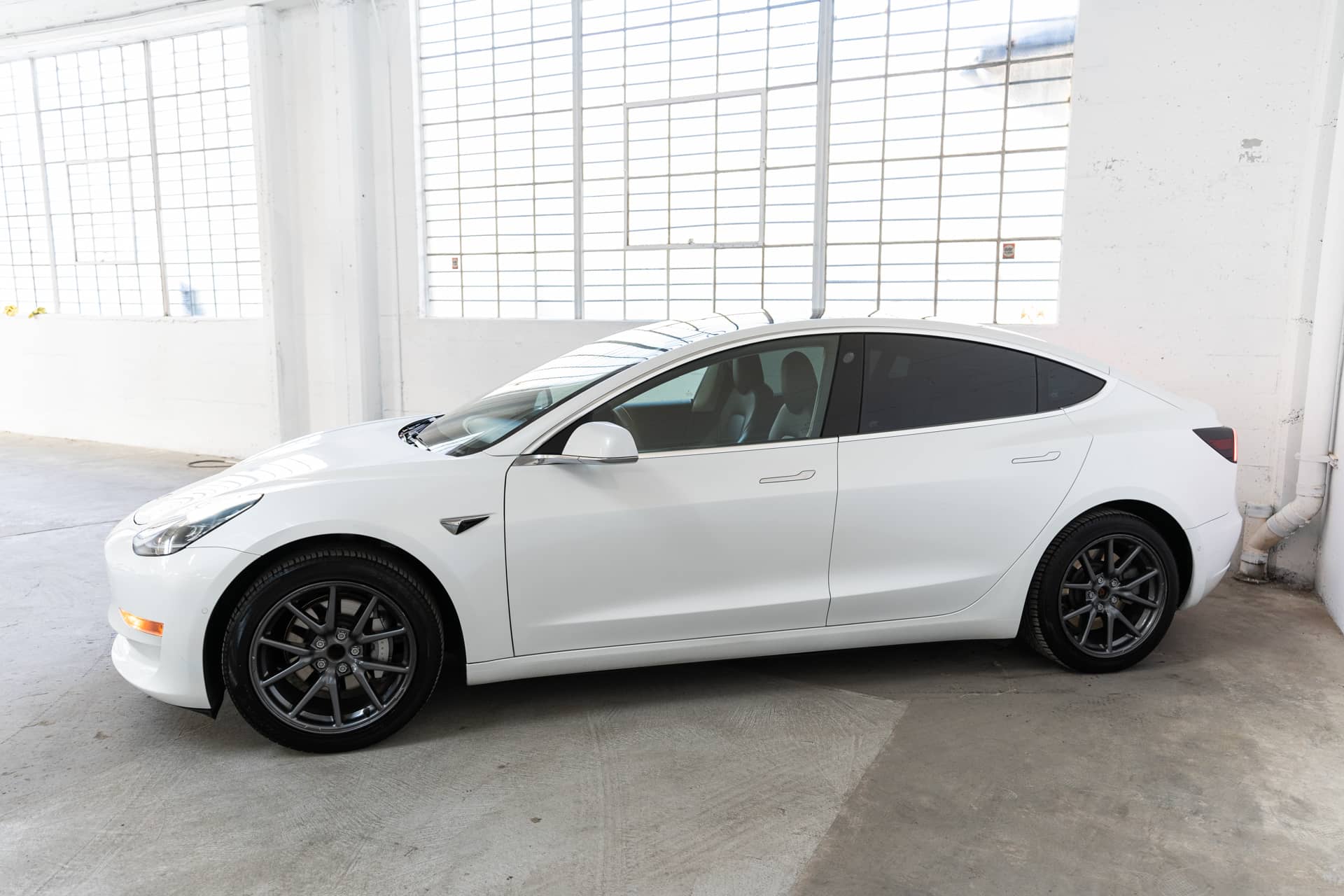 EverCars Co. vehicle image 19 for Tesla Model 3 -  Standard Range Plus on EverCars Co.
