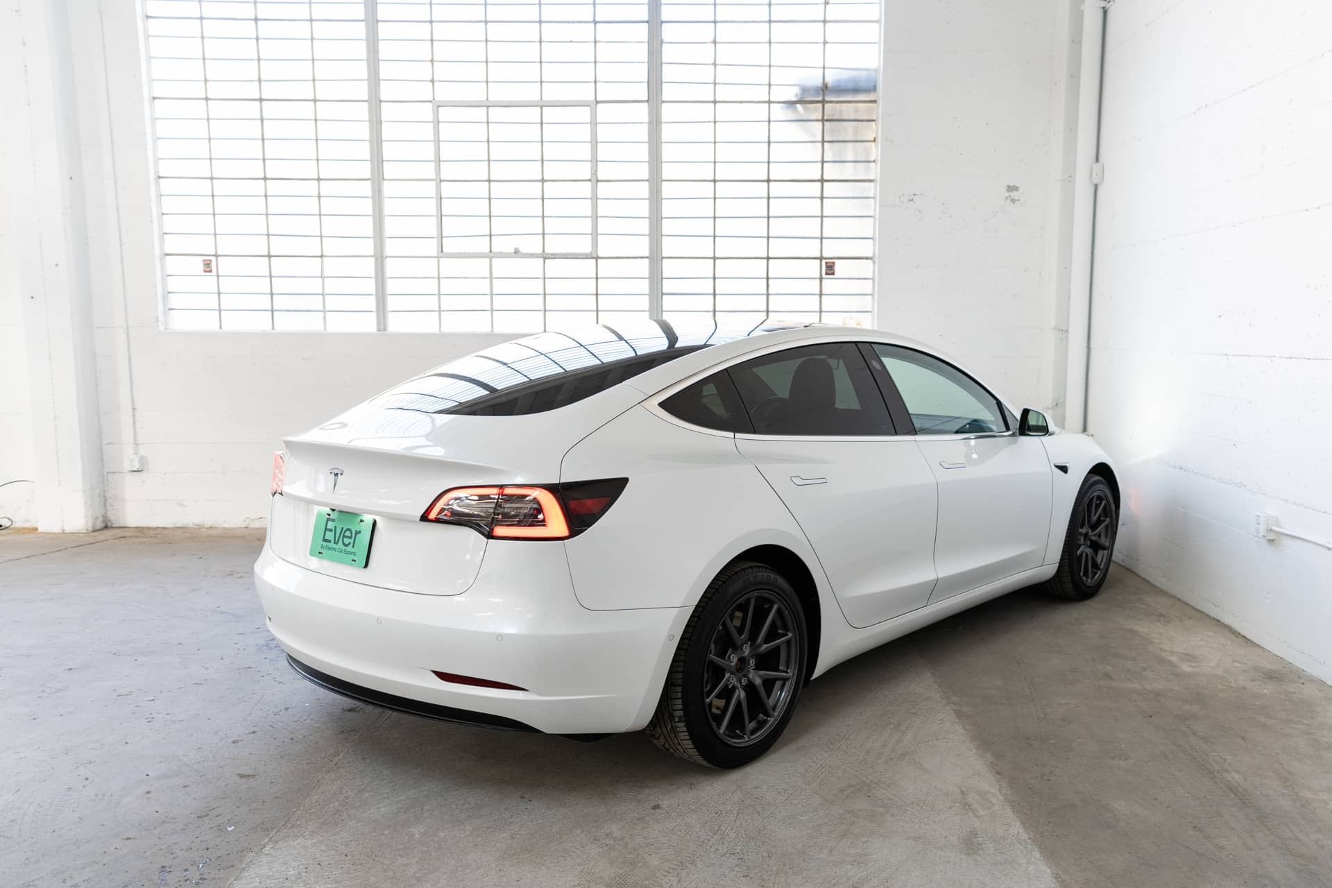 EverCars Co. vehicle image 20 for Tesla Model 3 -  Standard Range Plus on EverCars Co.