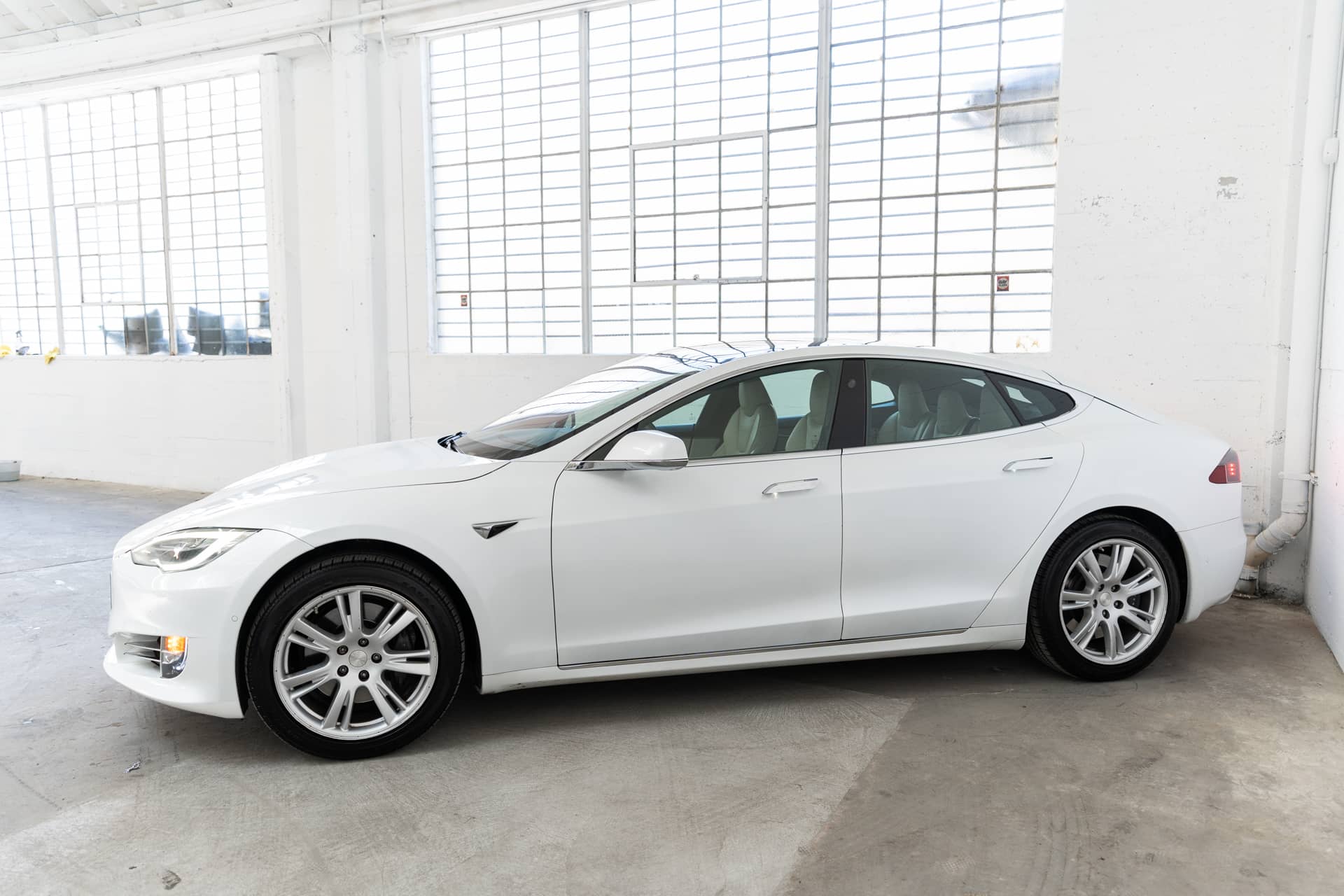 EverCars Co. vehicle image 15 for Tesla Model S -  Long Range Plus on EverCars Co.