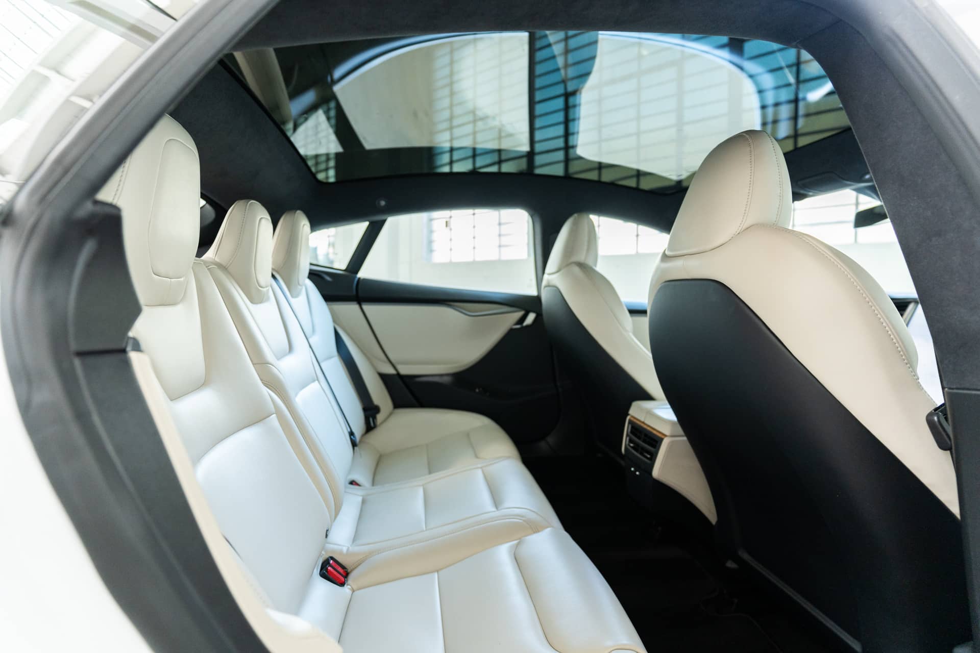 EverCars Co. vehicle image 7 for Tesla Model S -  Long Range Plus on EverCars Co.