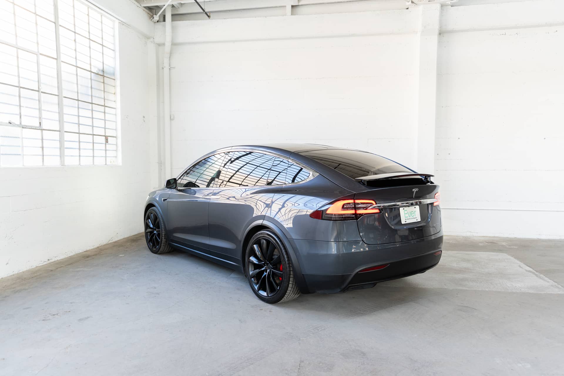EverCars Co. vehicle image 8 for Tesla Model X -  Long Range on EverCars Co.
