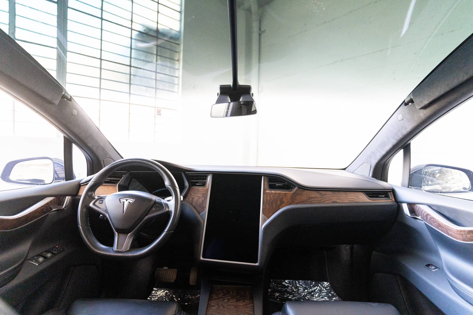 EverCars Co. vehicle image 17 for Tesla Model X -  Long Range on EverCars Co.