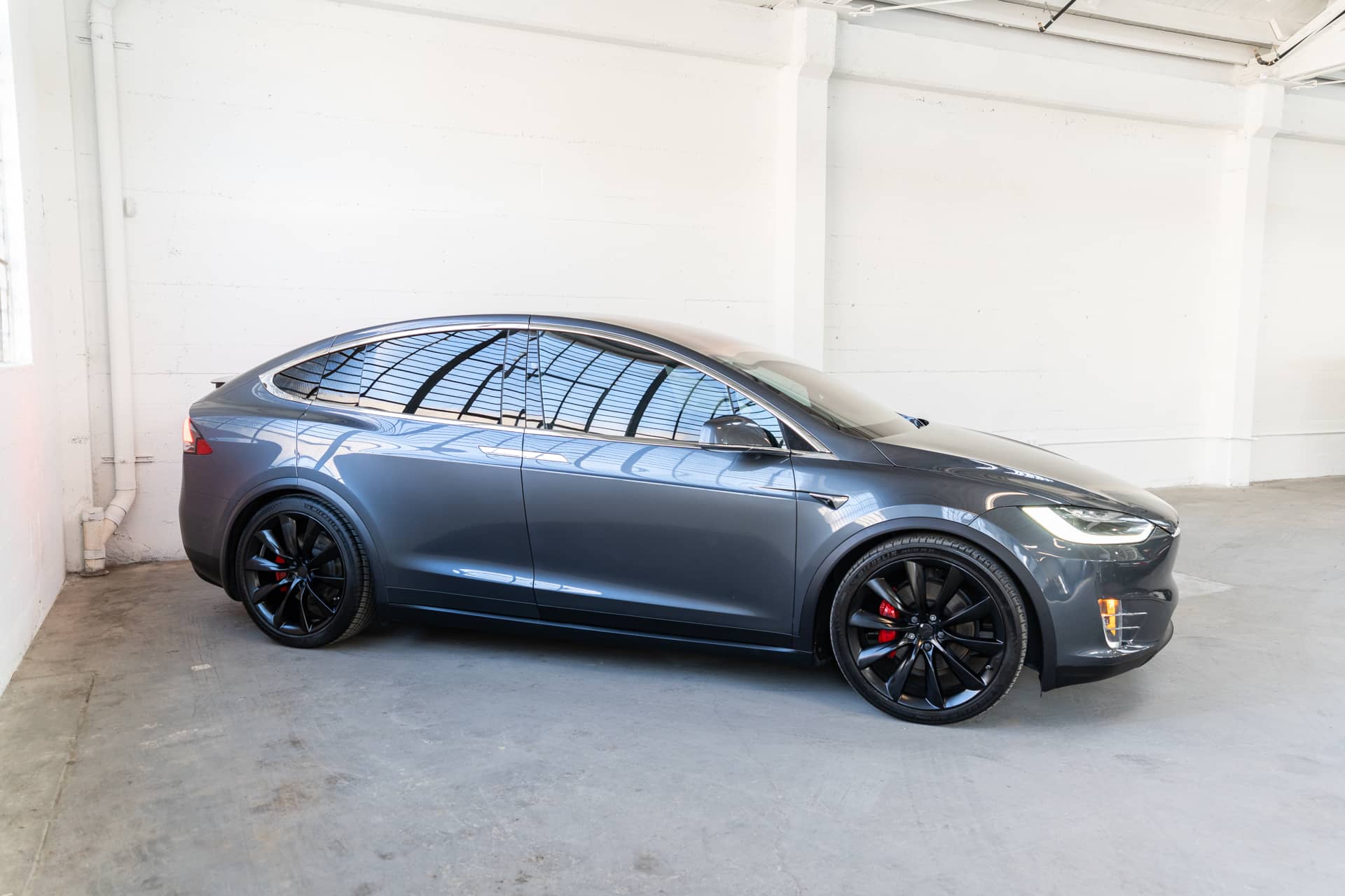 EverCars Co. vehicle image 5 for Tesla Model X -  Long Range on EverCars Co.